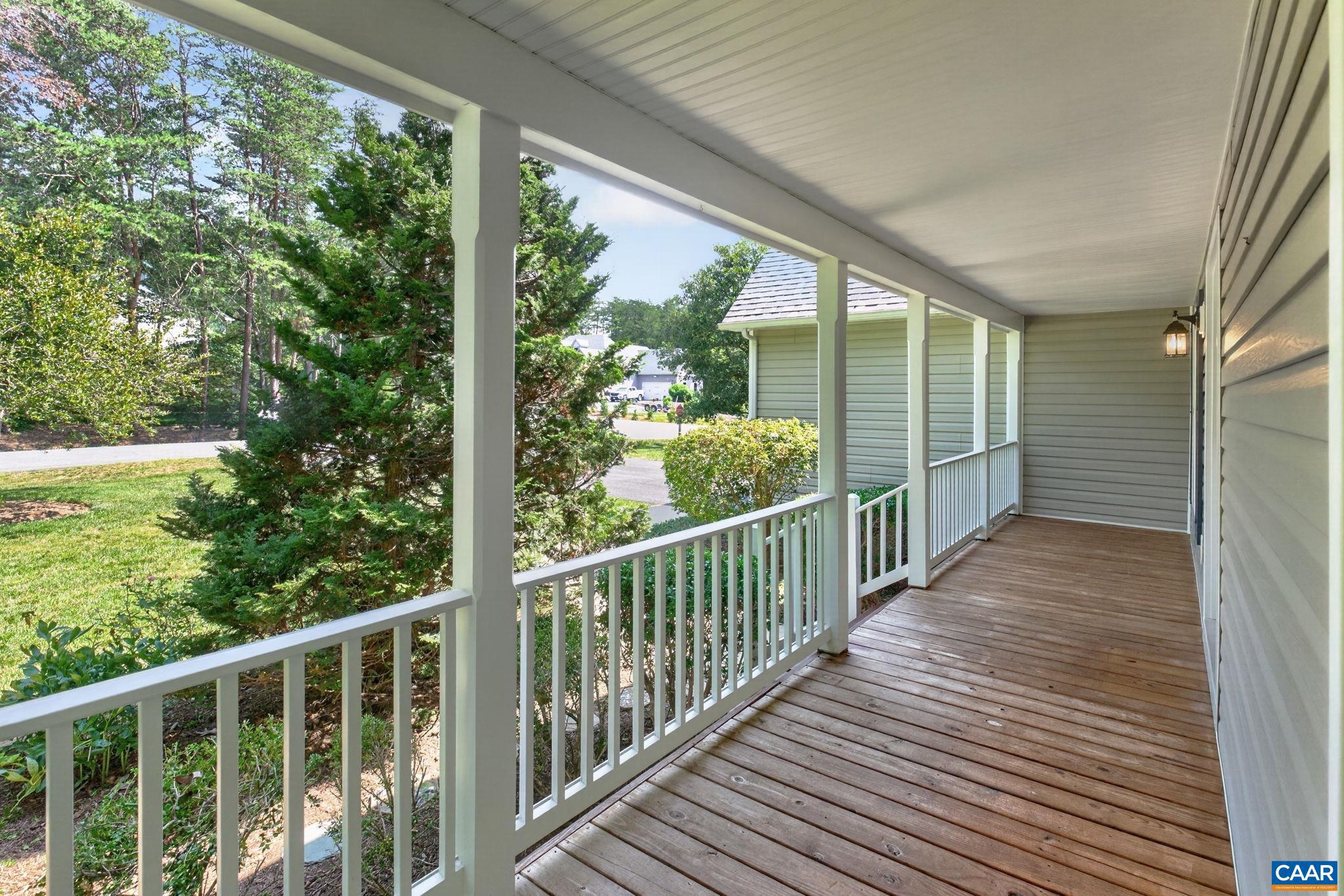 LAKE MONTICELLO - Residential