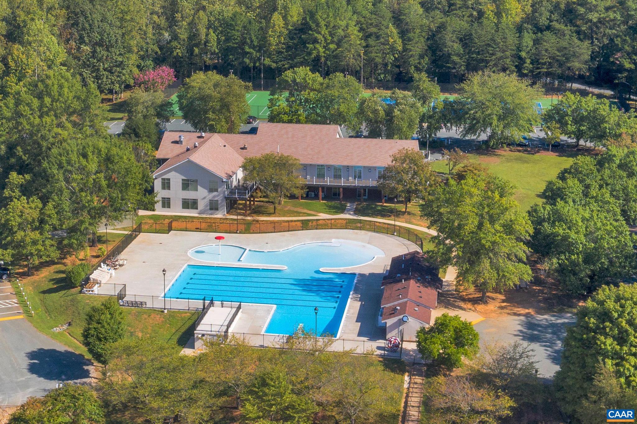 LAKE MONTICELLO - Residential