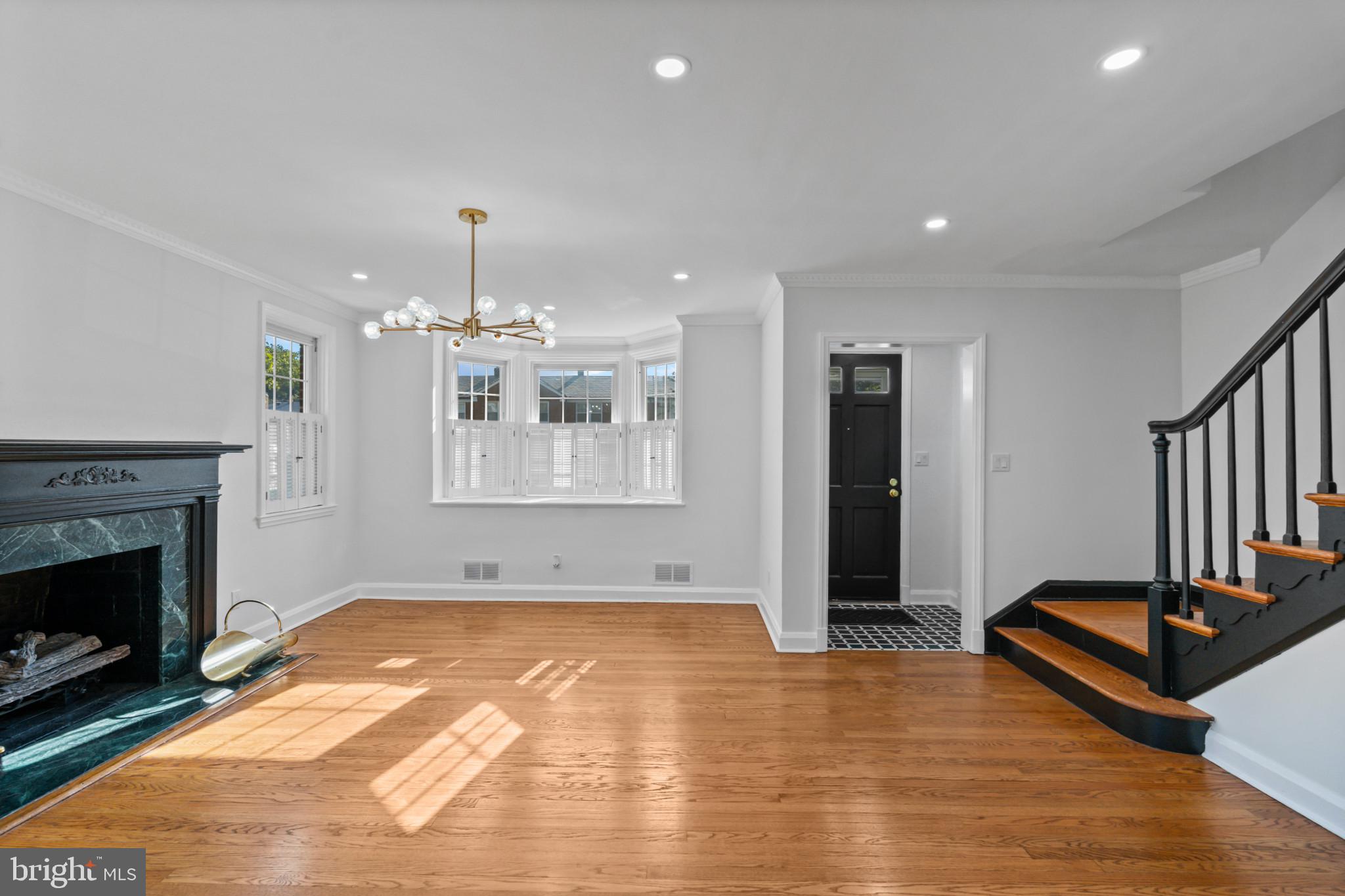 ACADEMY HEIGHTS - Residential