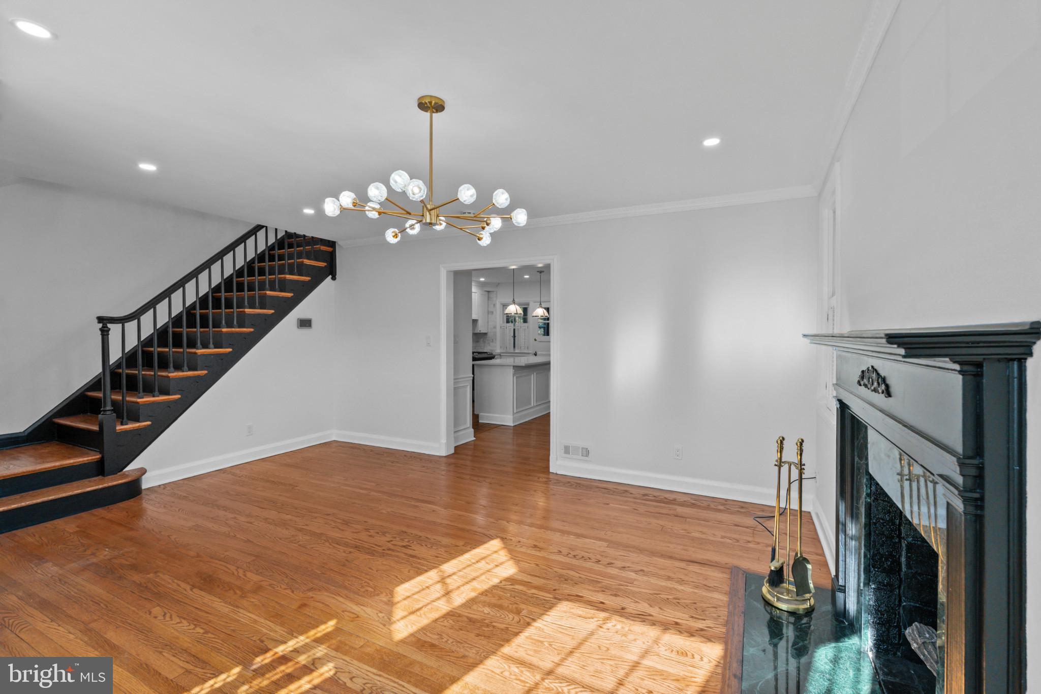 ACADEMY HEIGHTS - Residential
