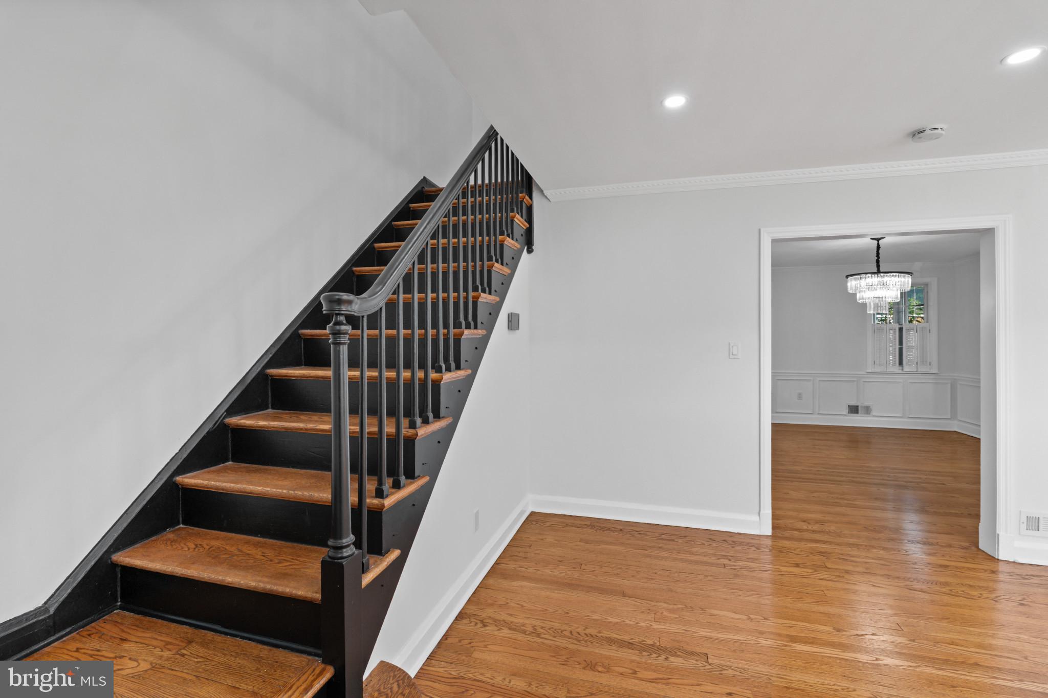 ACADEMY HEIGHTS - Residential