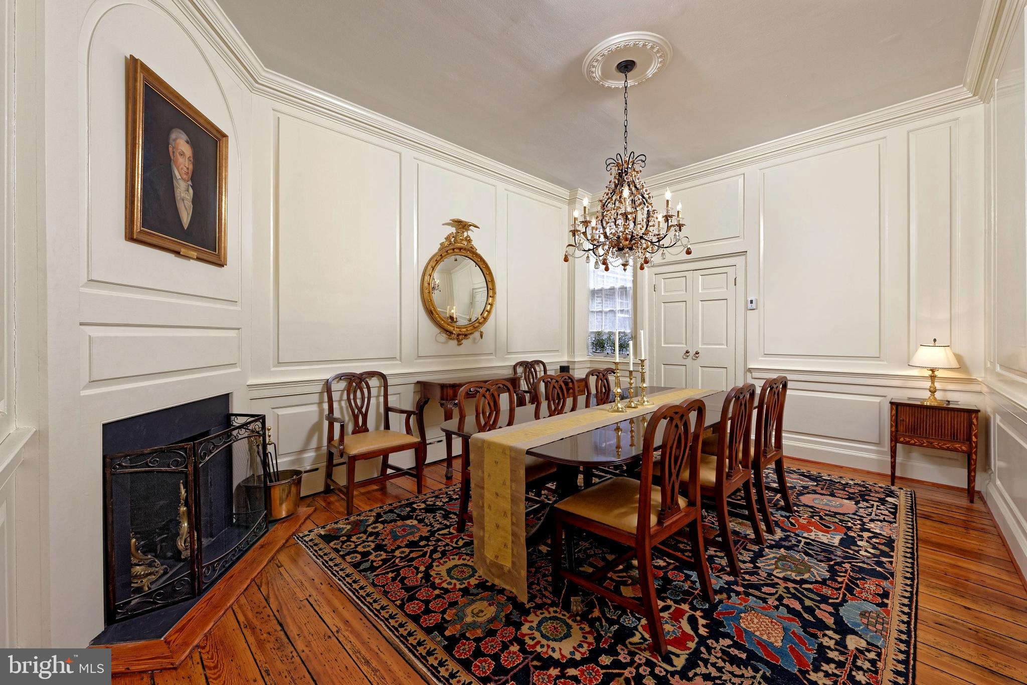 OLD TOWN ALEXANDRIA - Residential