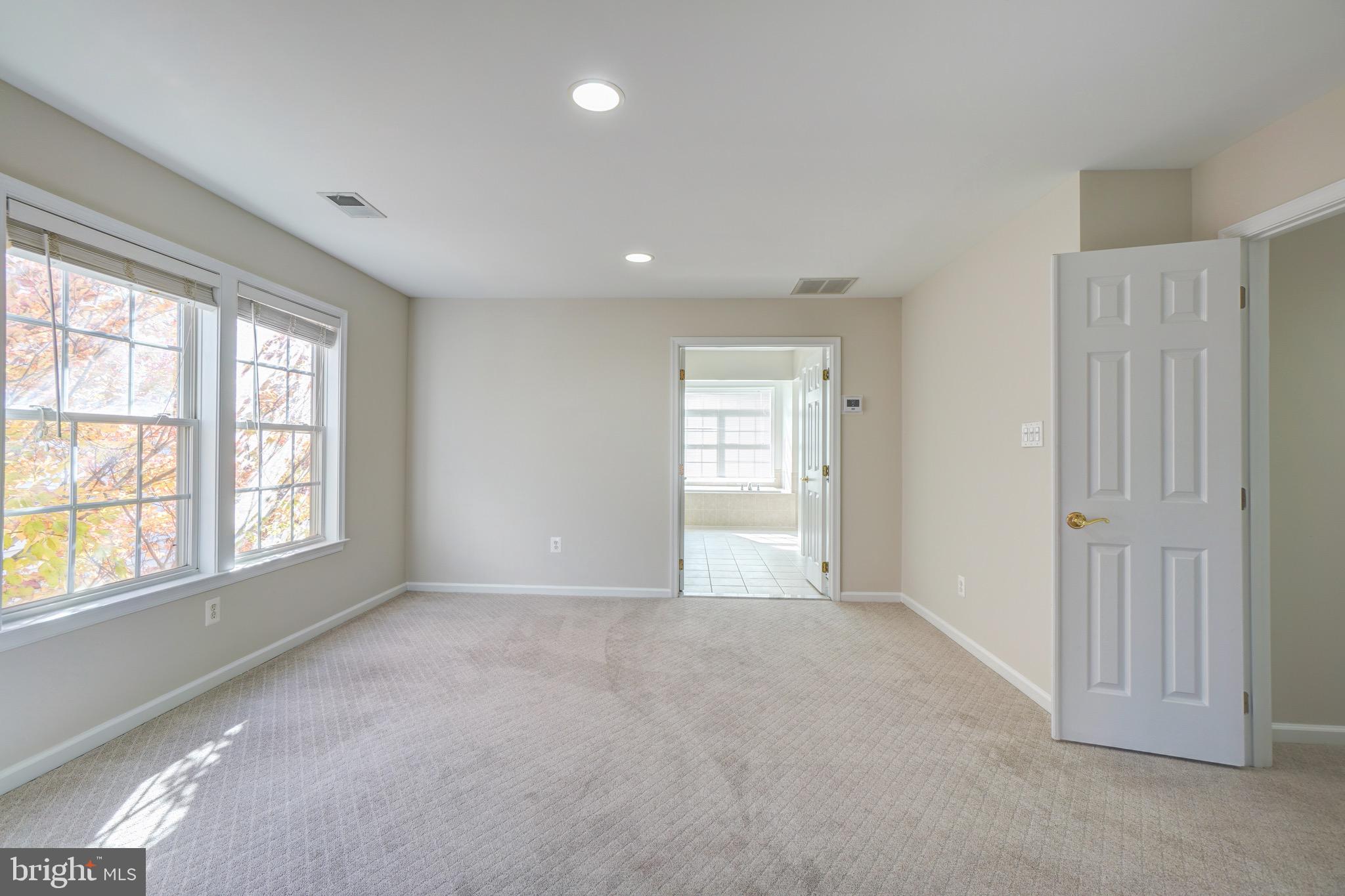 KING FARM - Residential