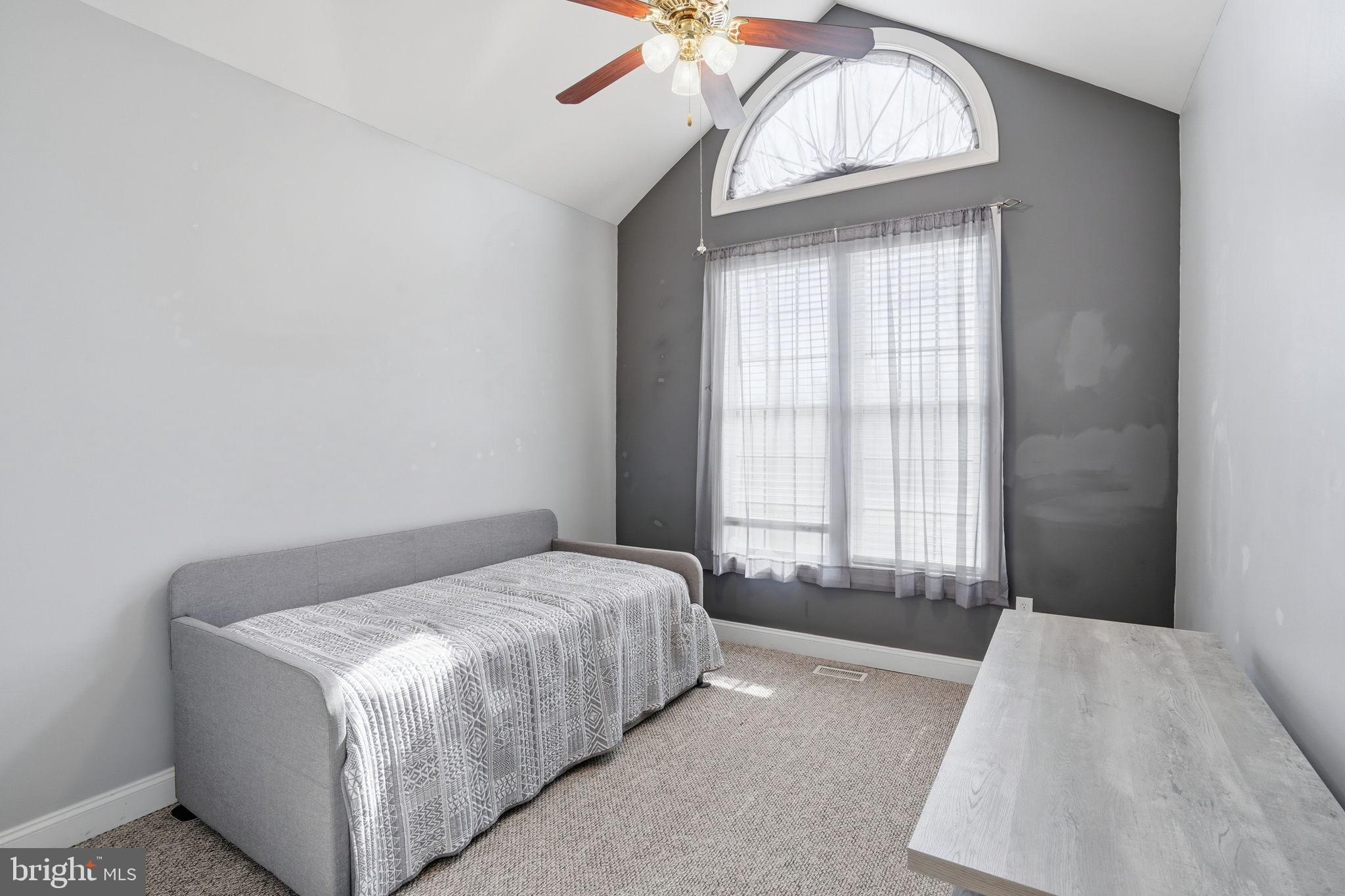 TARA WOODS - Residential