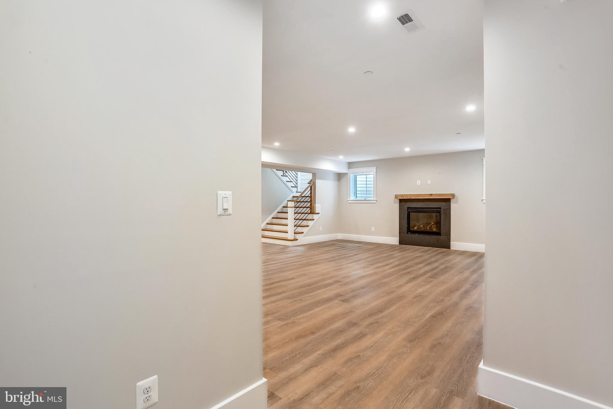 GLEN ECHO HEIGHTS - Residential