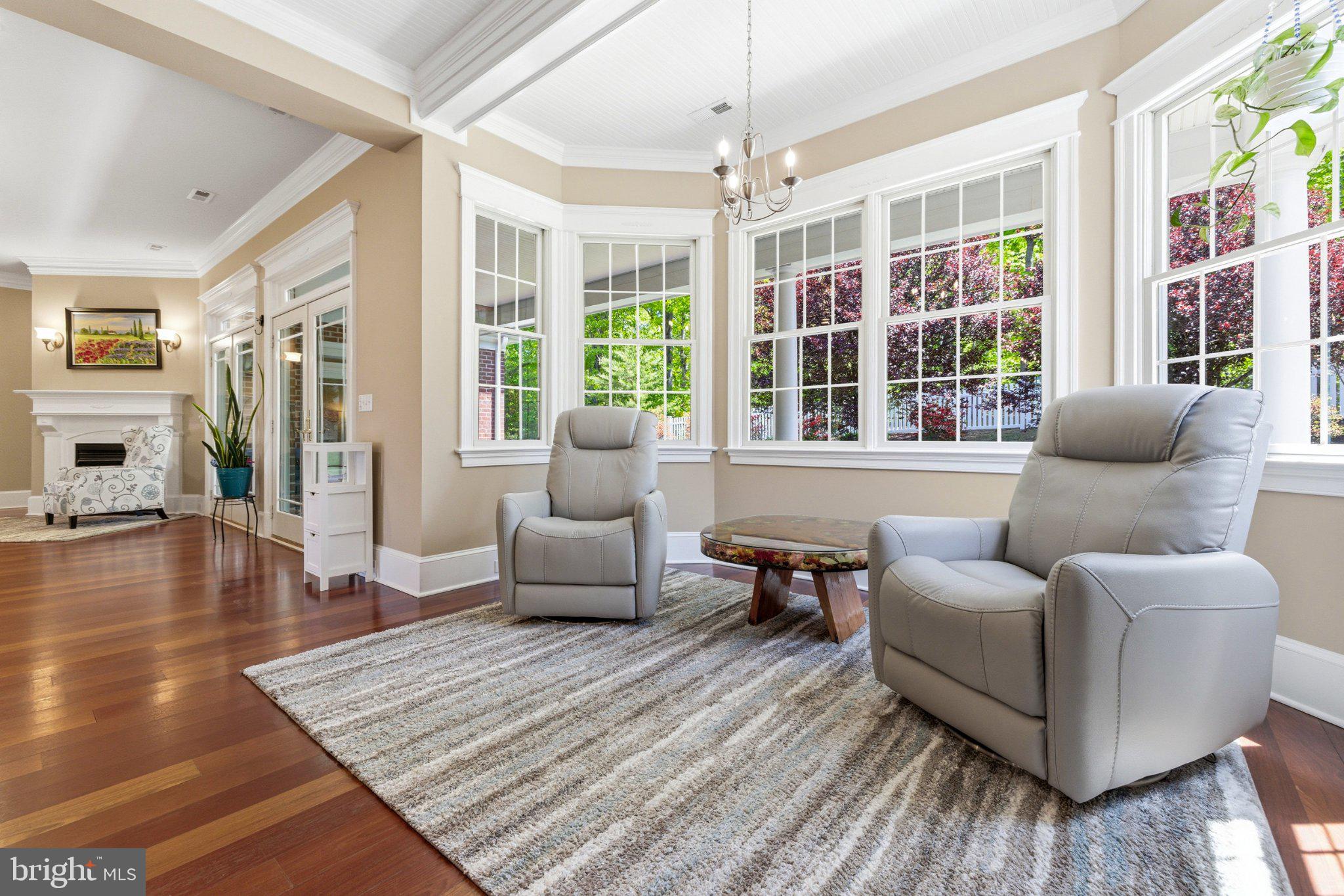 LAWSON HILLS - Residential