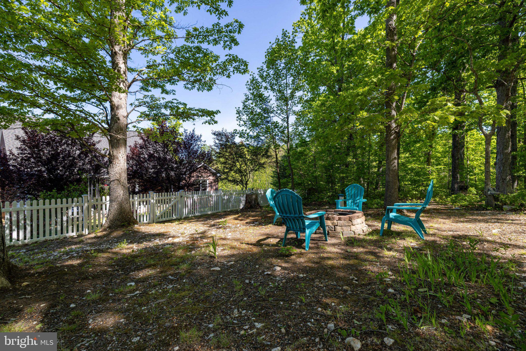 LAWSON HILLS - Residential