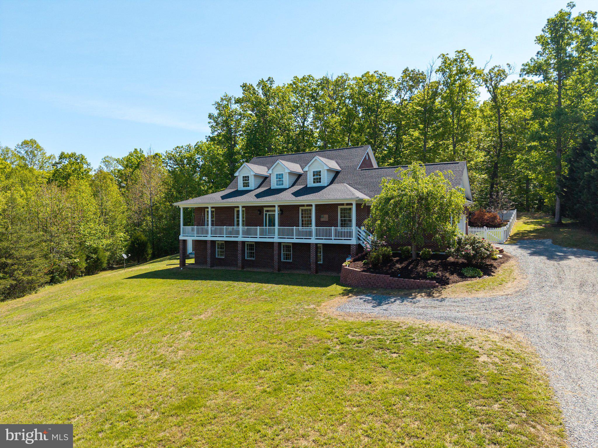 LAWSON HILLS - Residential