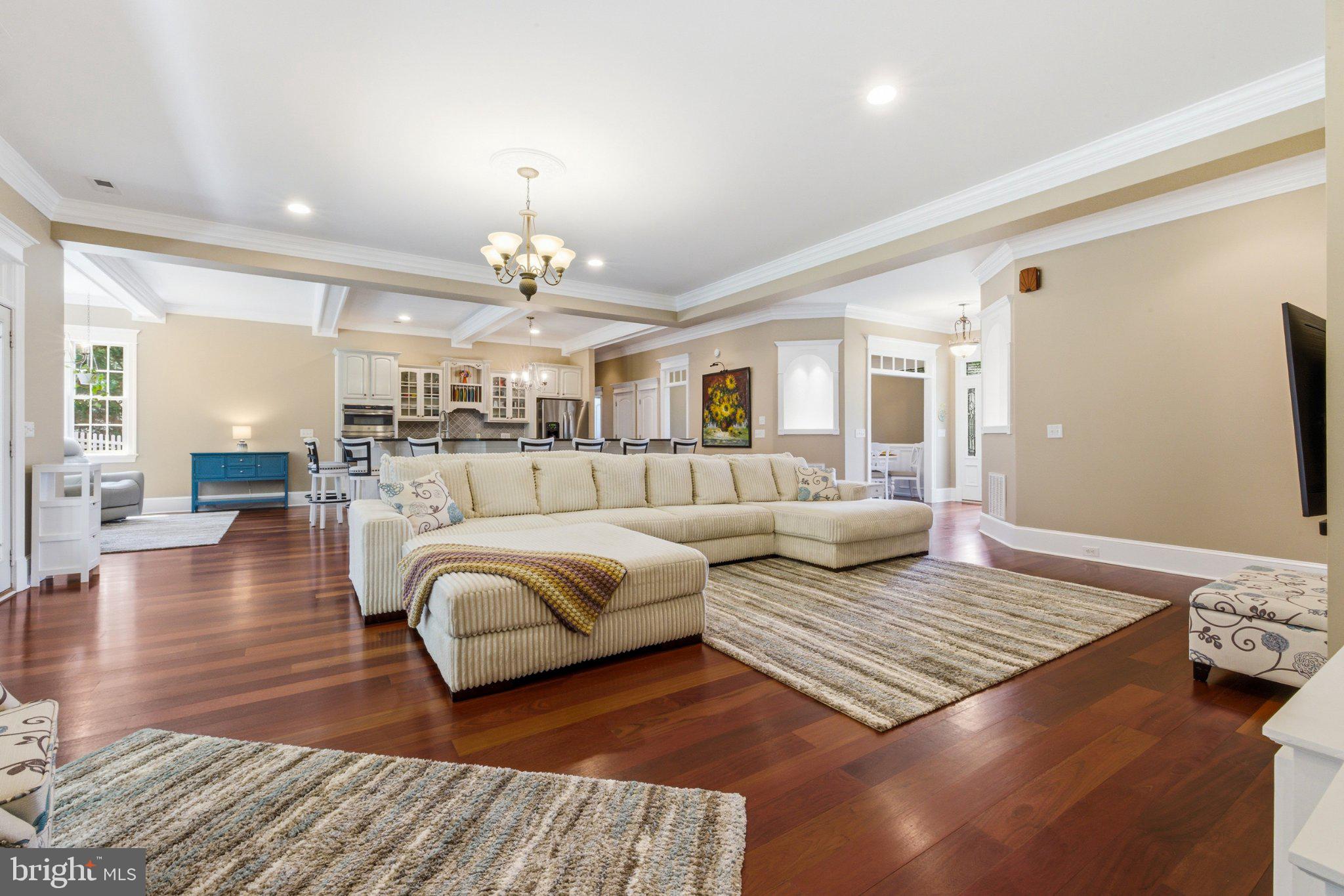 LAWSON HILLS - Residential