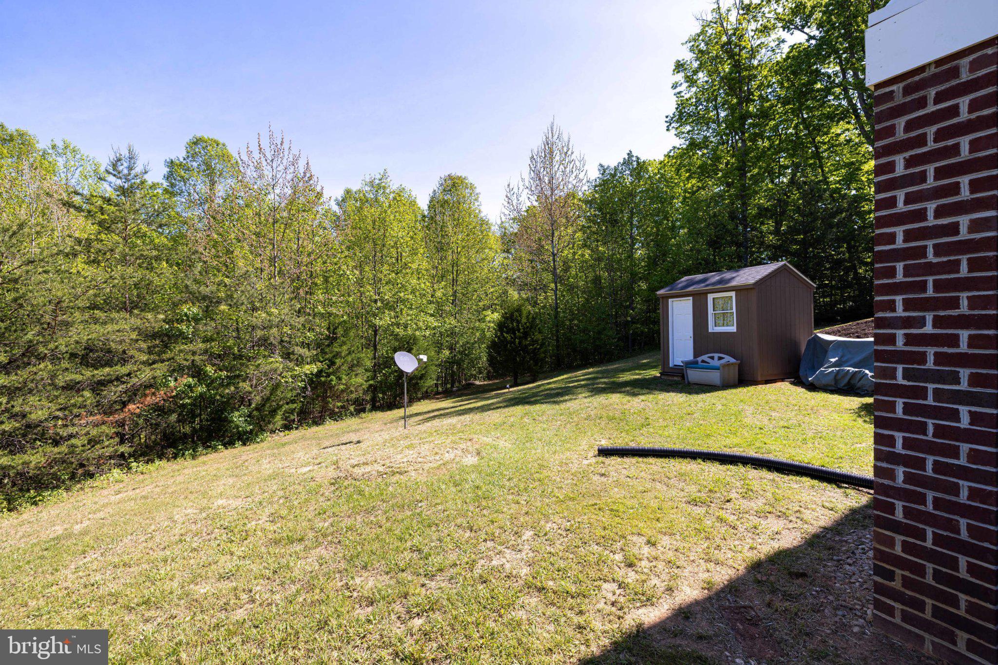 LAWSON HILLS - Residential