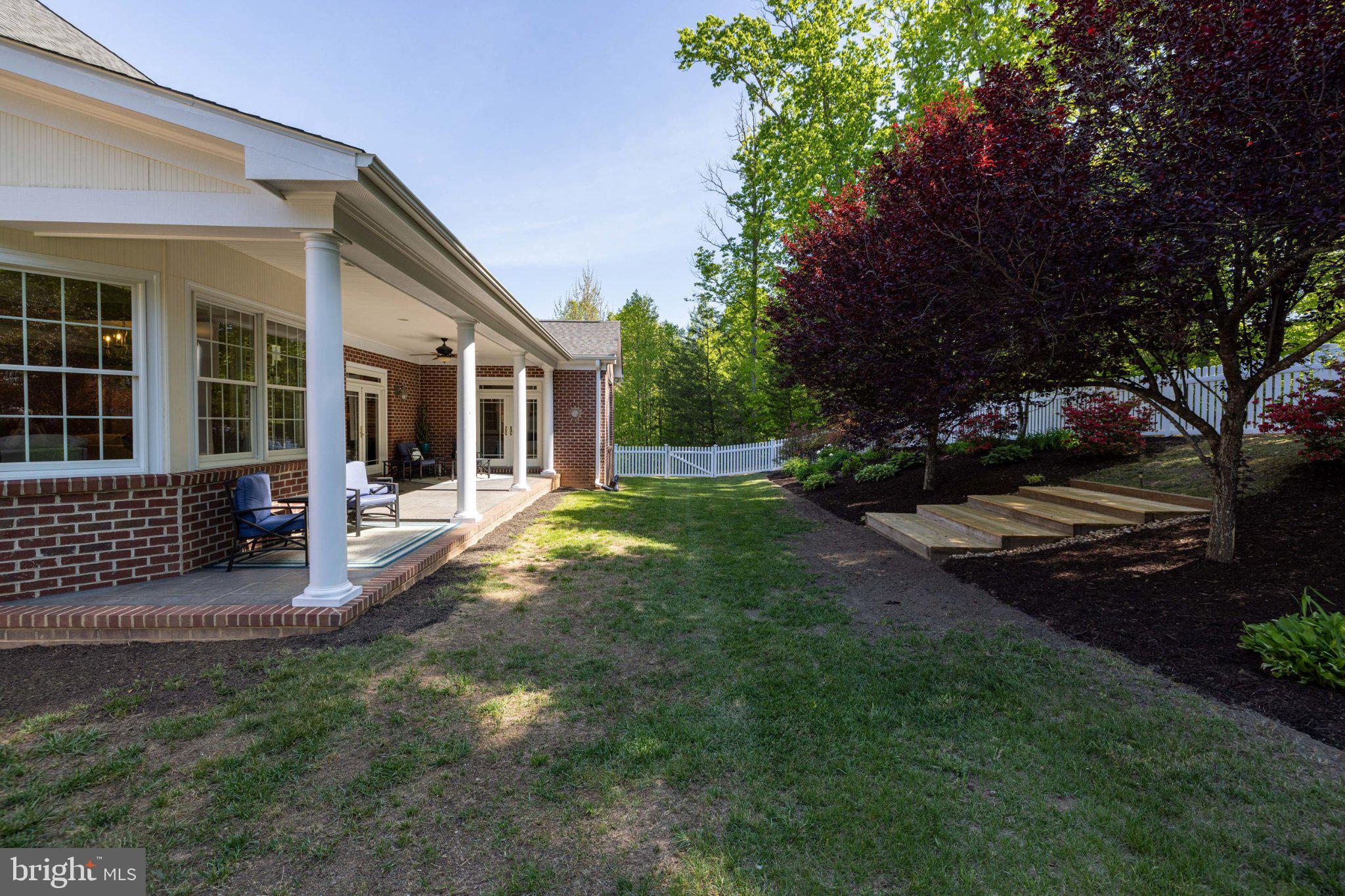 LAWSON HILLS - Residential