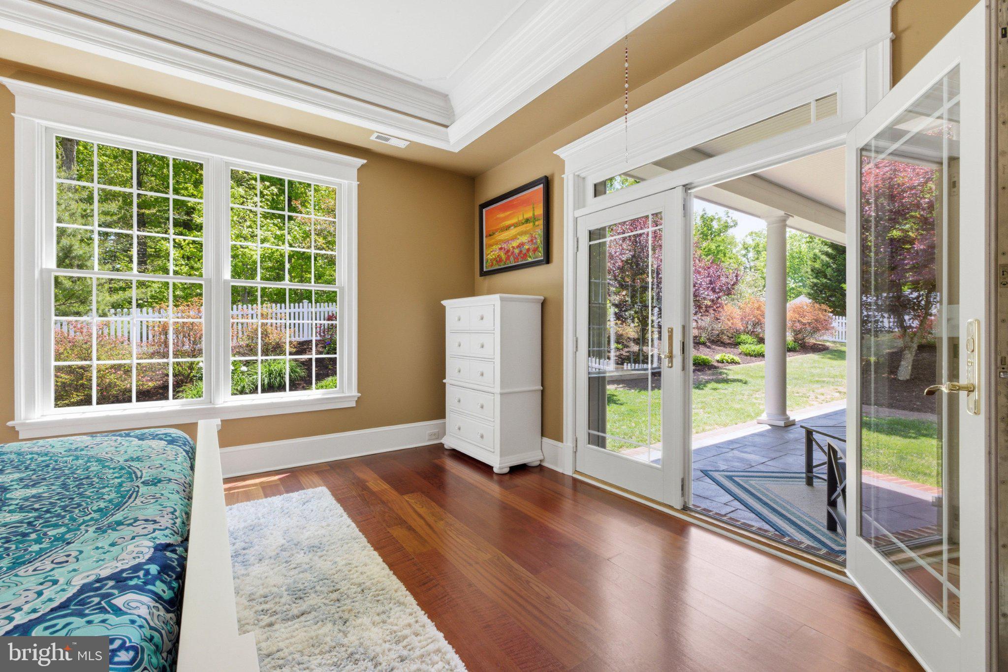 LAWSON HILLS - Residential