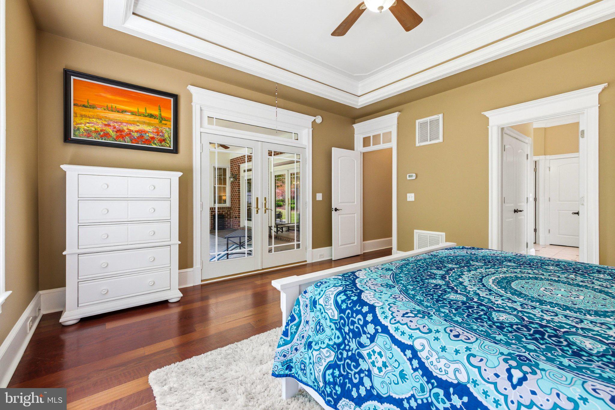 LAWSON HILLS - Residential