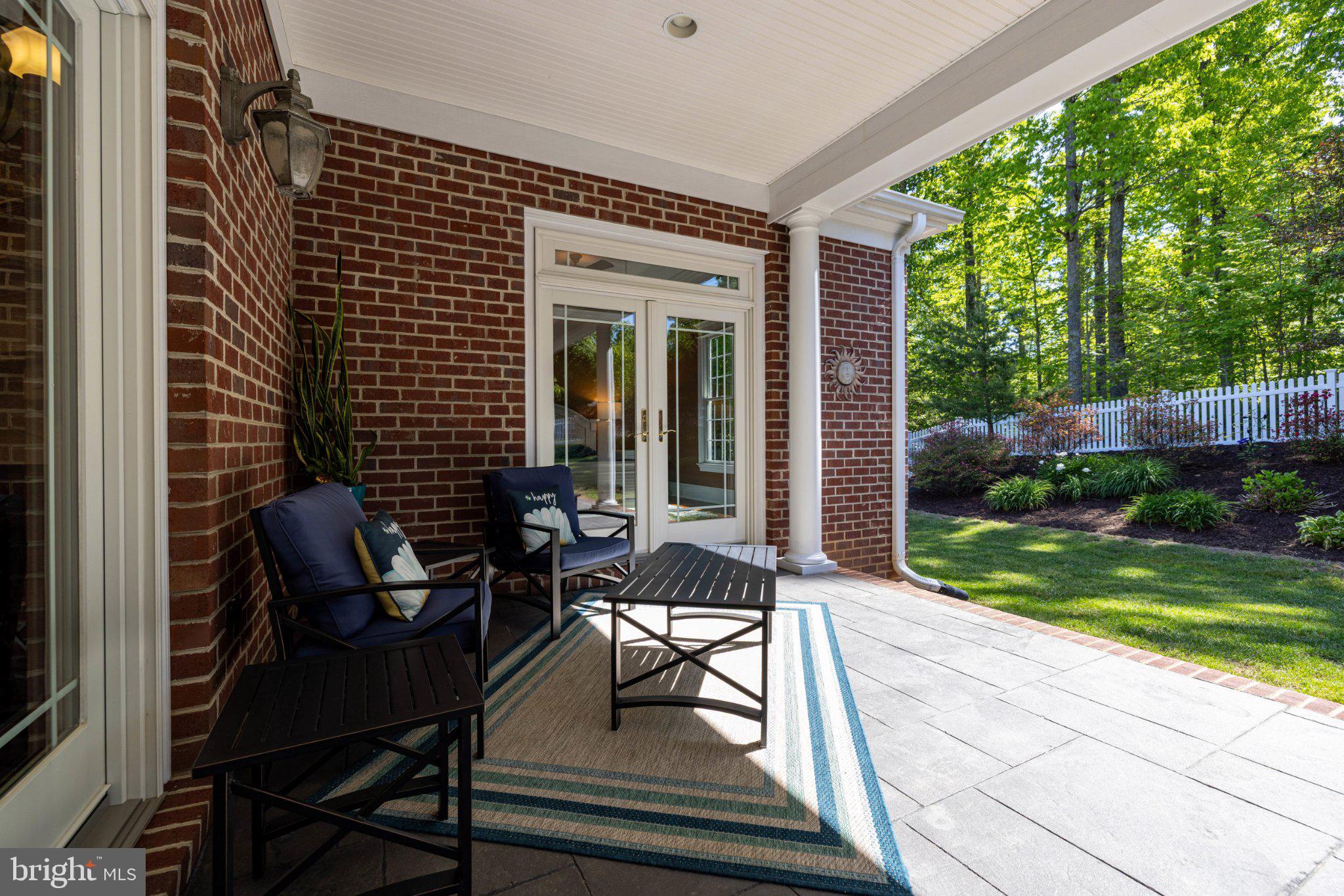 LAWSON HILLS - Residential