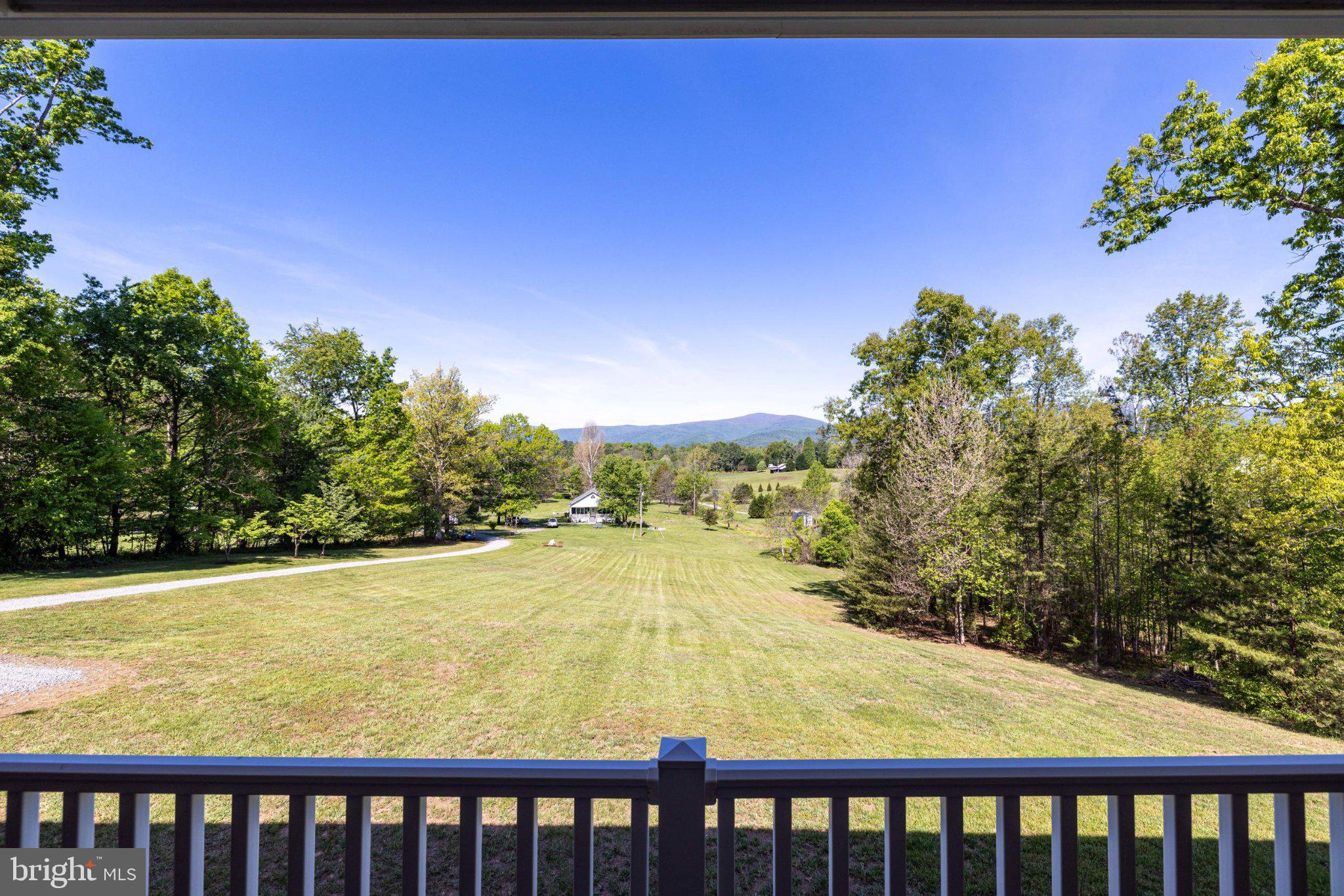 LAWSON HILLS - Residential