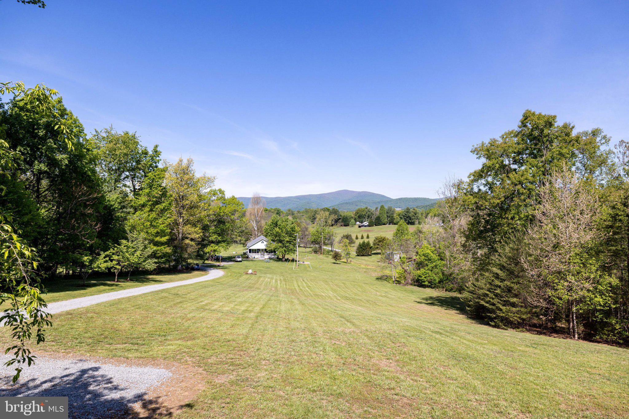 LAWSON HILLS - Residential