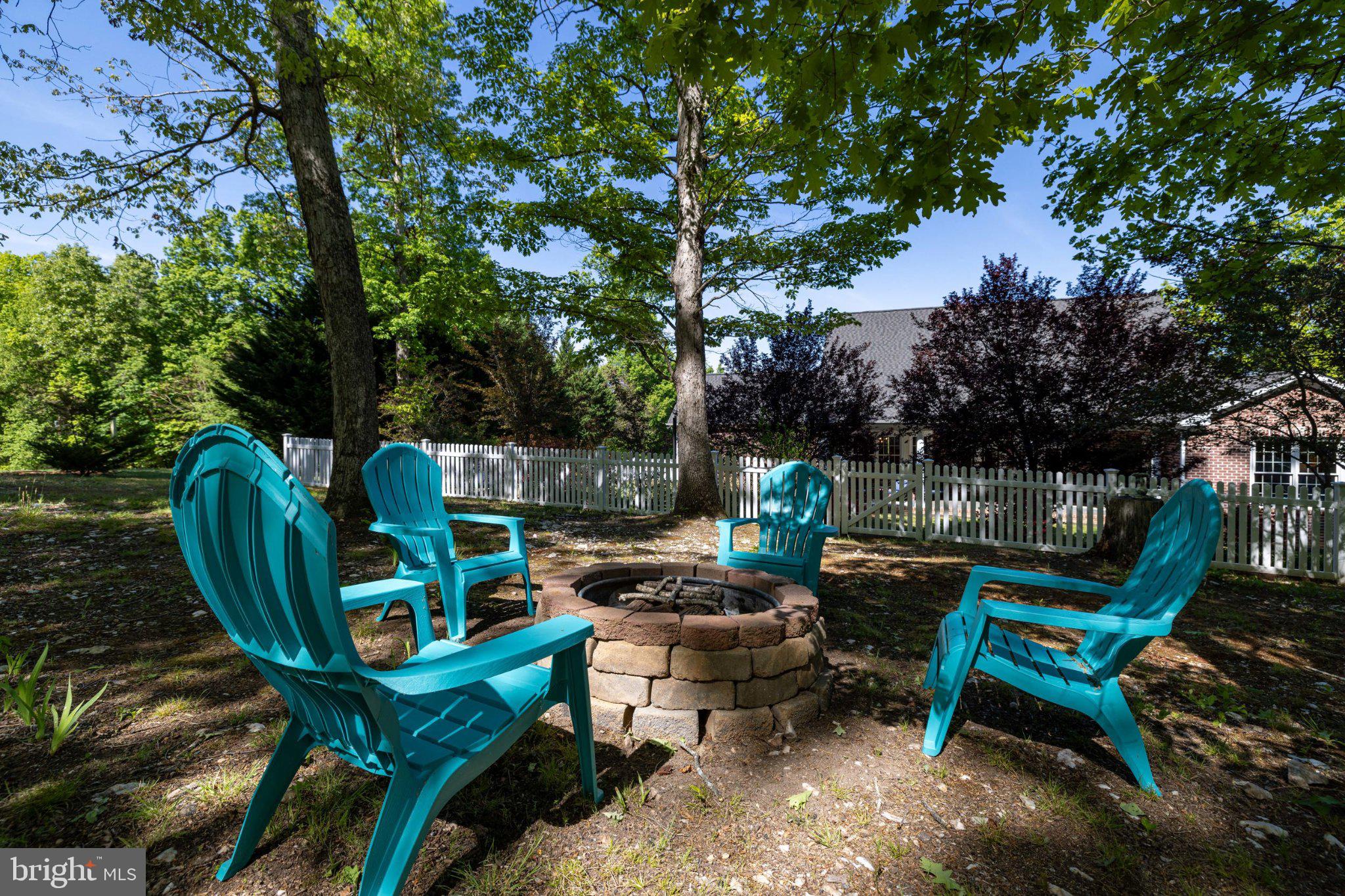 LAWSON HILLS - Residential
