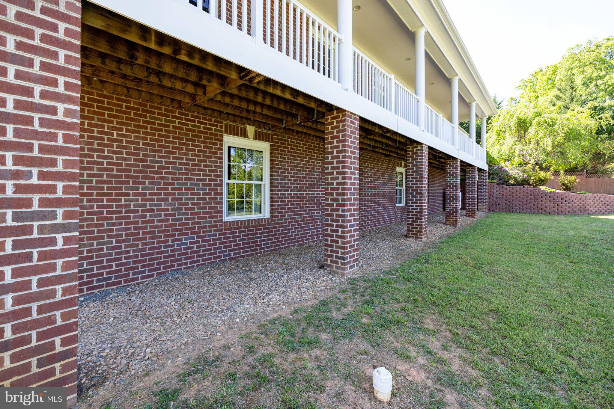 LAWSON HILLS - Residential