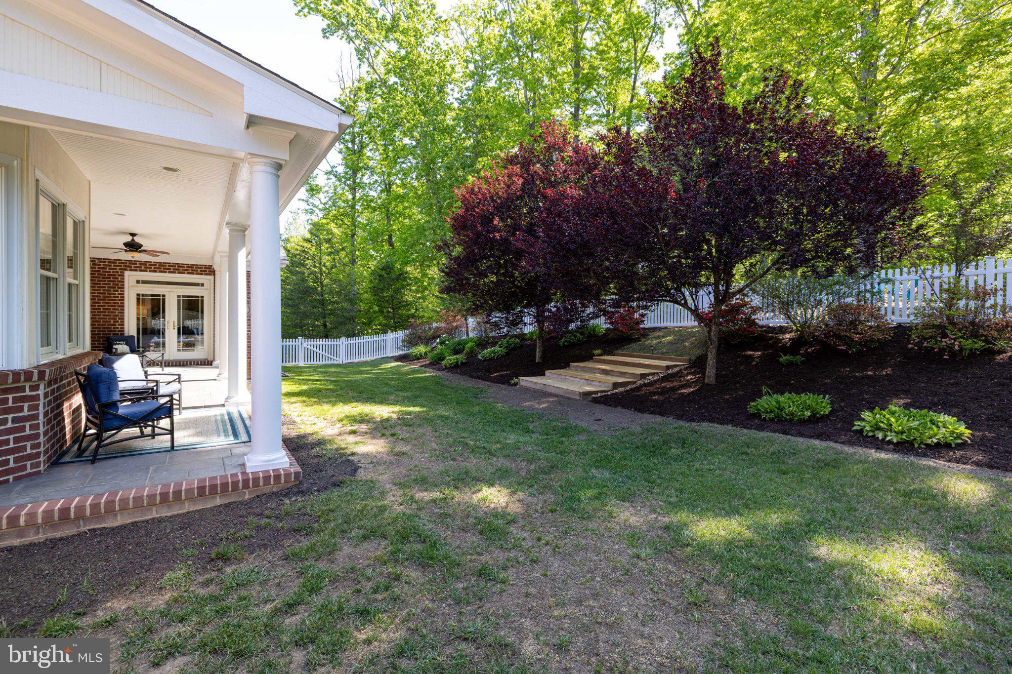 LAWSON HILLS - Residential