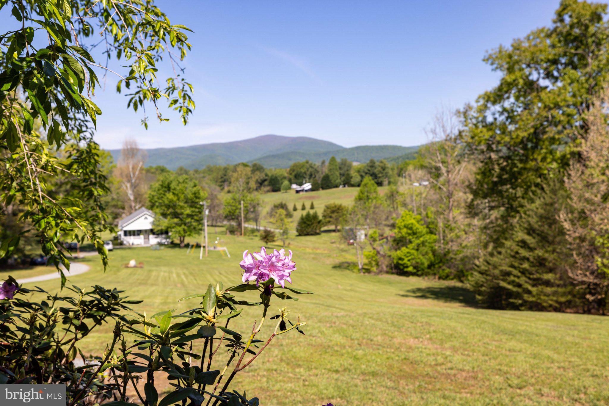 LAWSON HILLS - Residential
