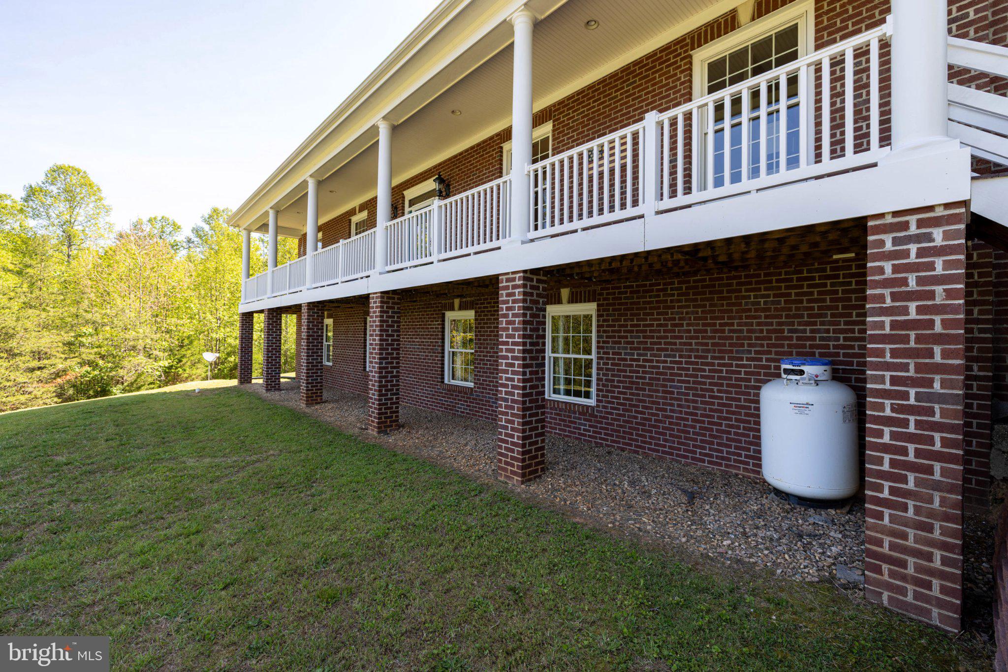 LAWSON HILLS - Residential