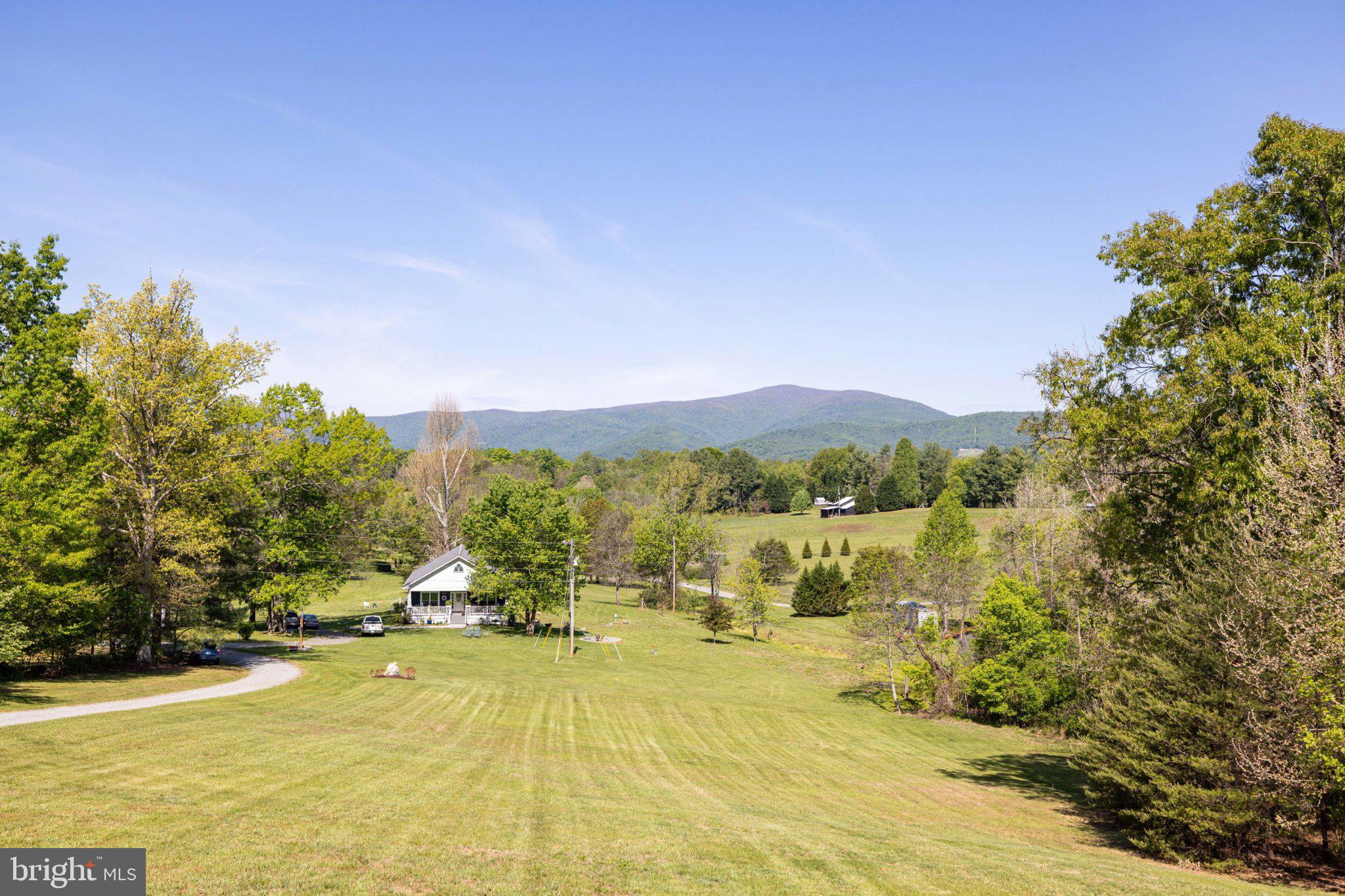 LAWSON HILLS - Residential