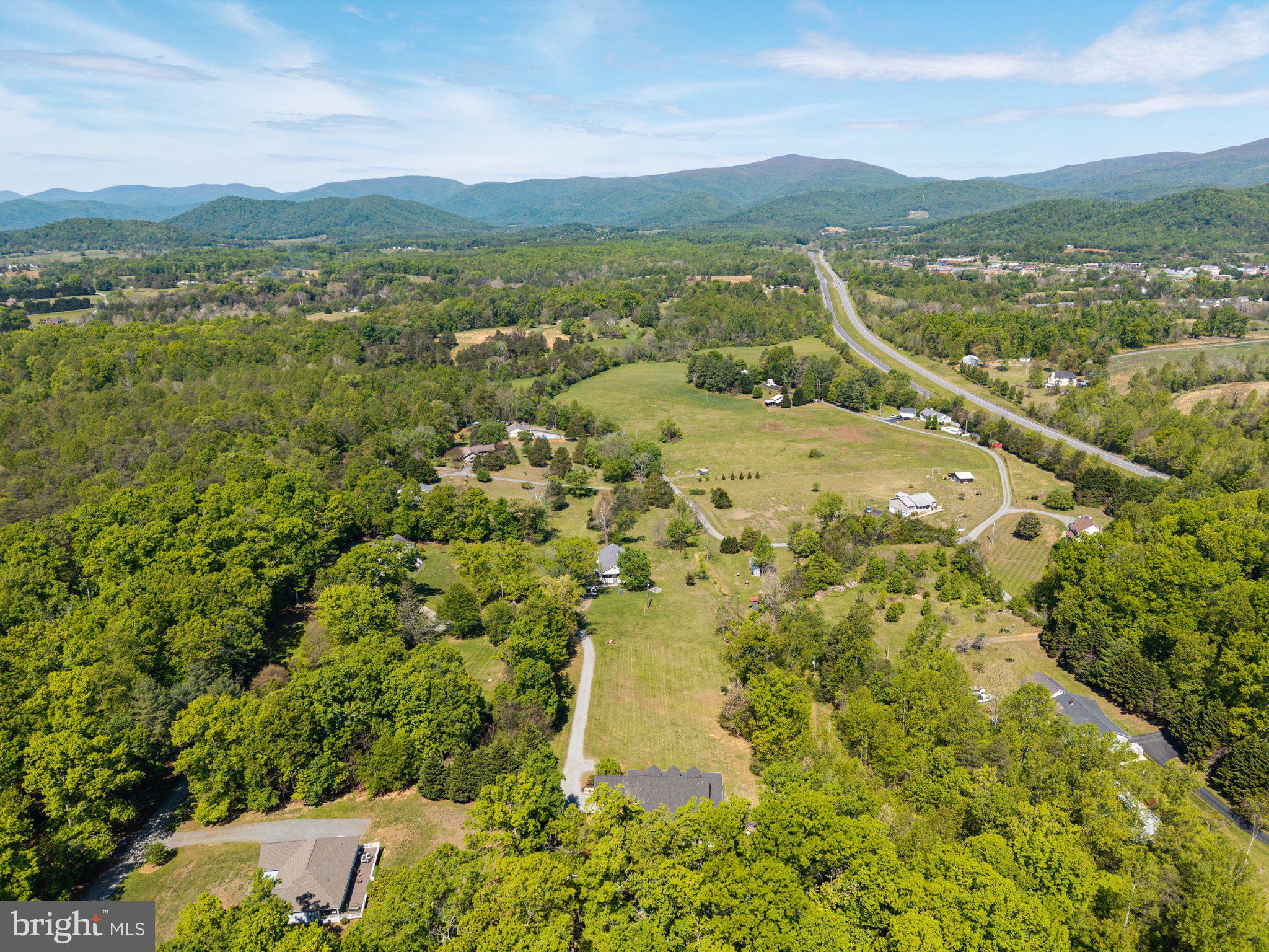 LAWSON HILLS - Residential