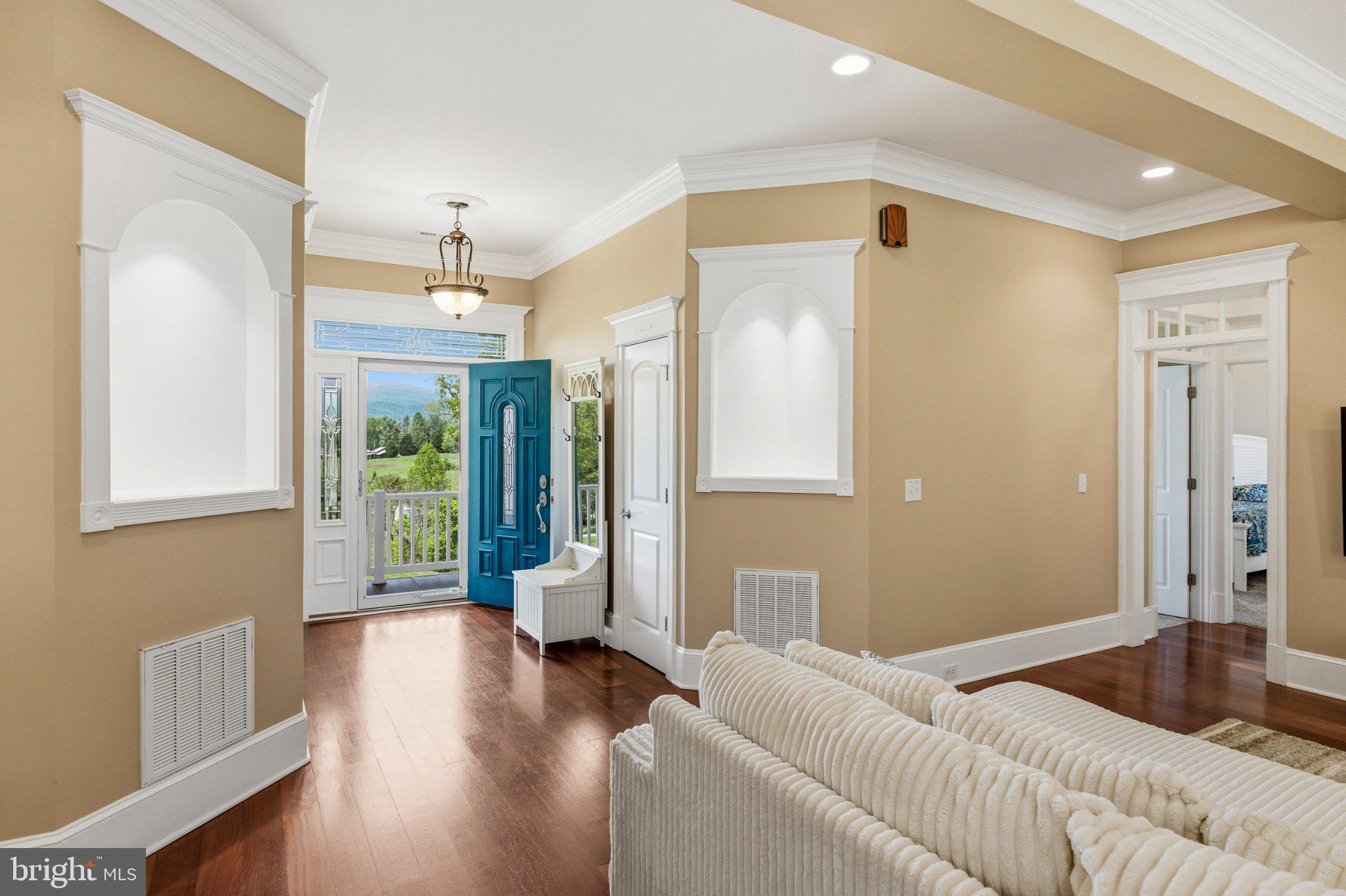 LAWSON HILLS - Residential