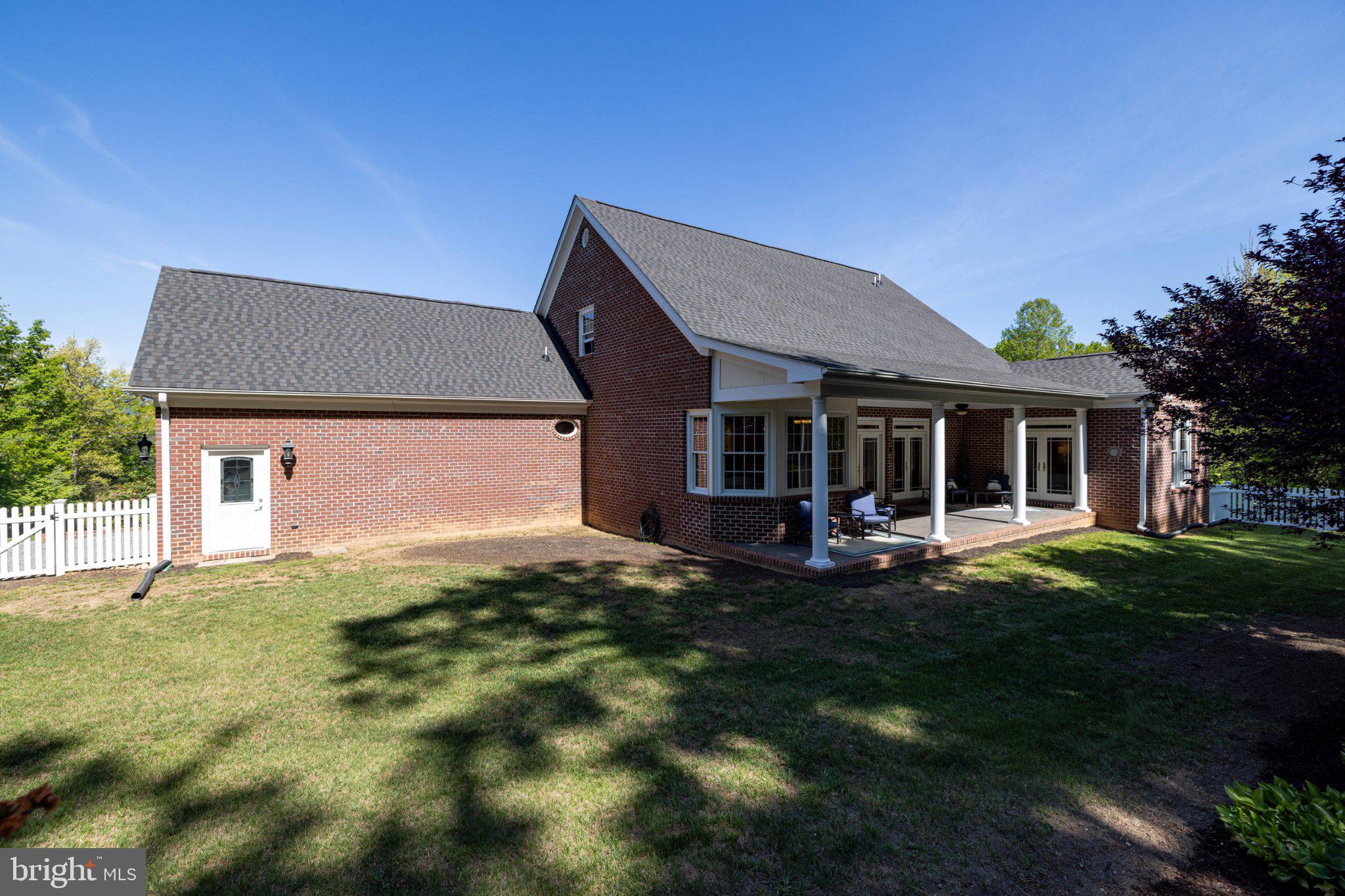 LAWSON HILLS - Residential