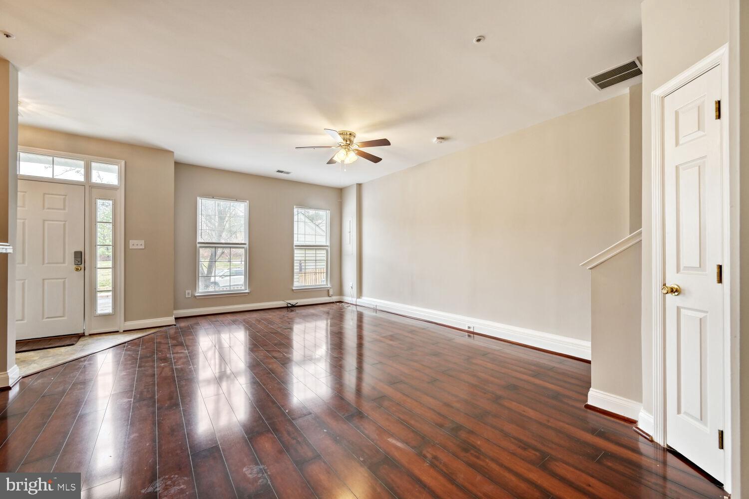 PINEY ORCHARD - Residential