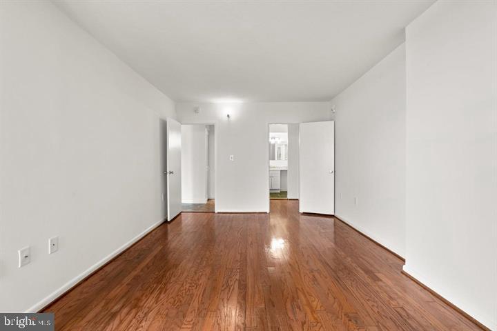 THE RIVIERA OF CHEVY CHASE - Residential