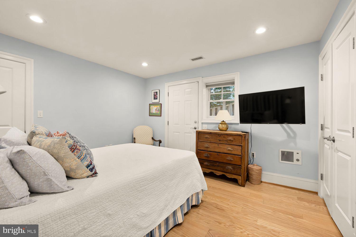 BROOKMONT - Residential