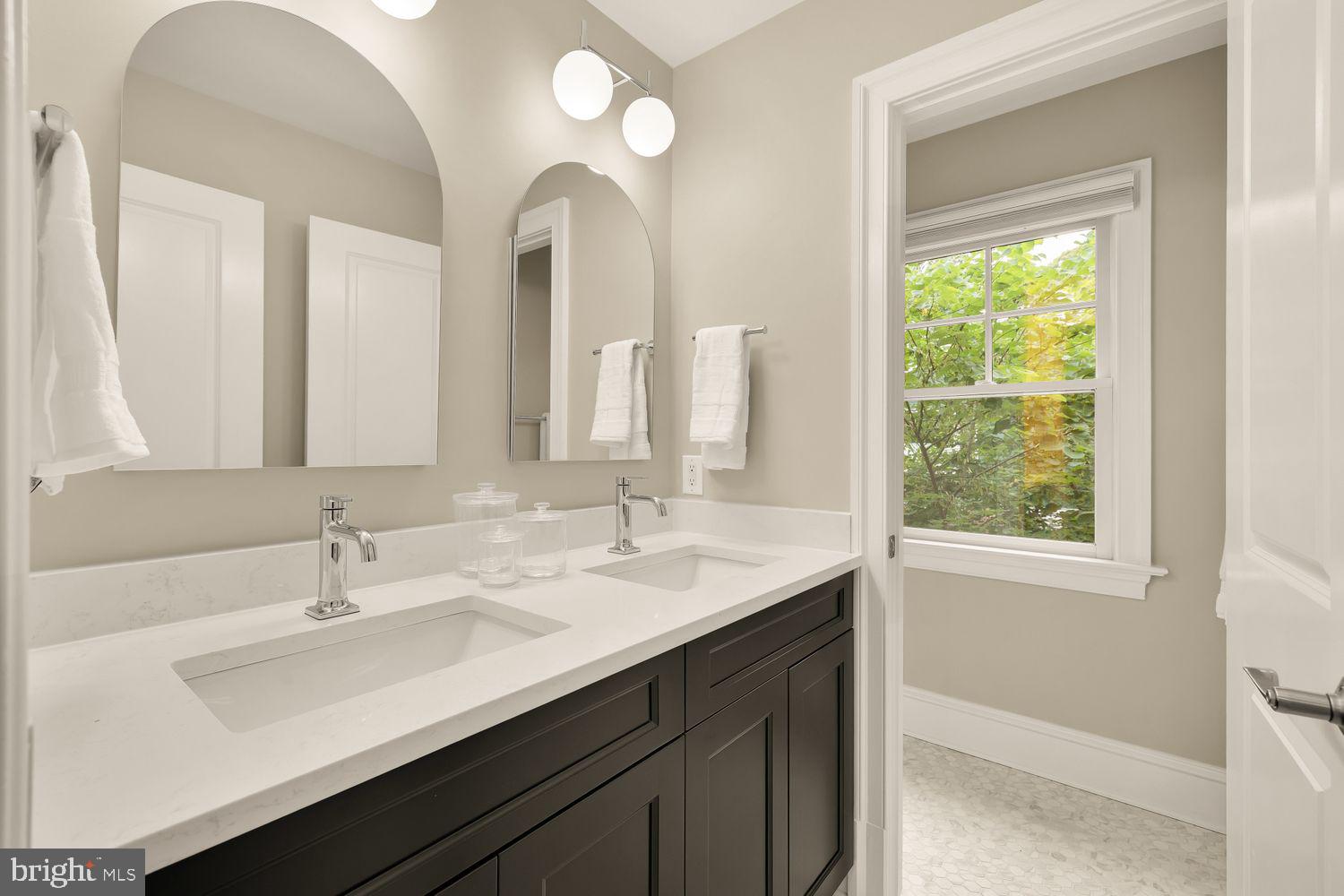 BROOKMONT - Residential