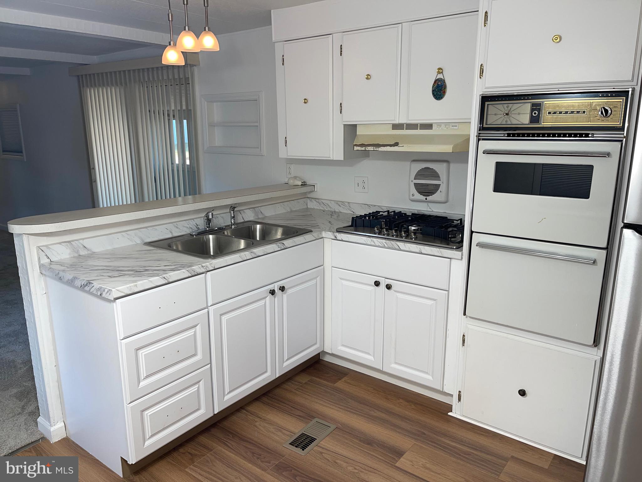 BANKS ACRES - Residential