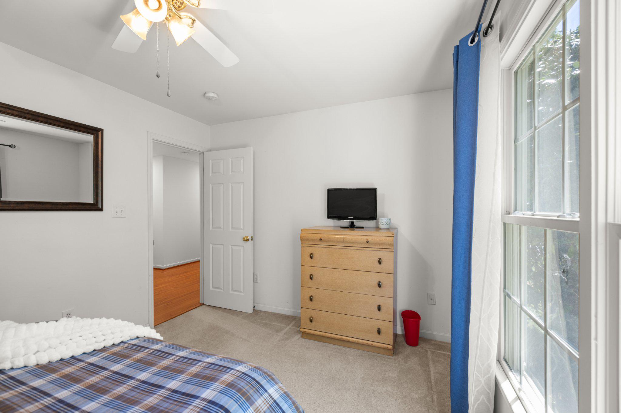 EDGEWOOD BAY - Residential