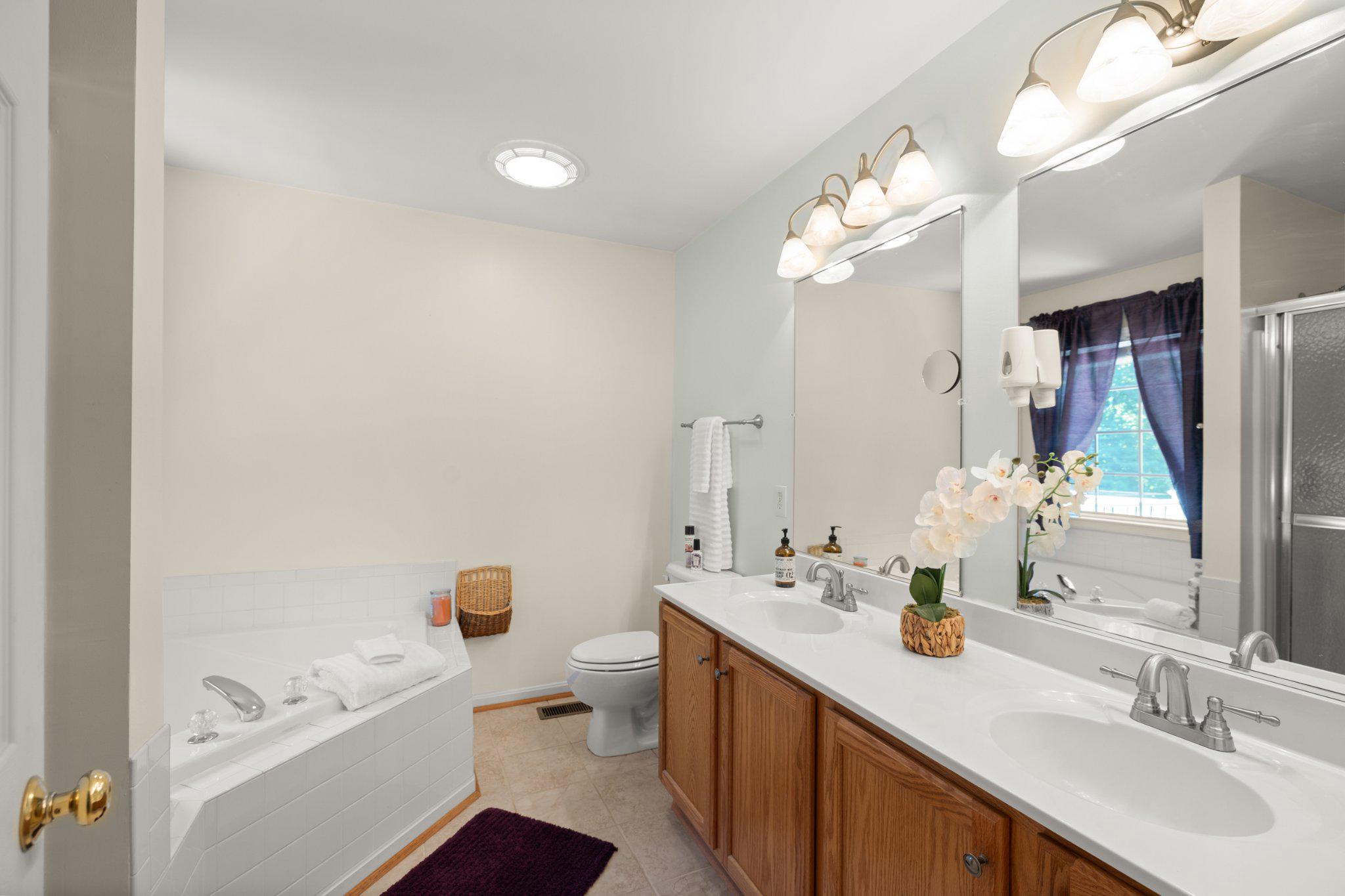 EDGEWOOD BAY - Residential