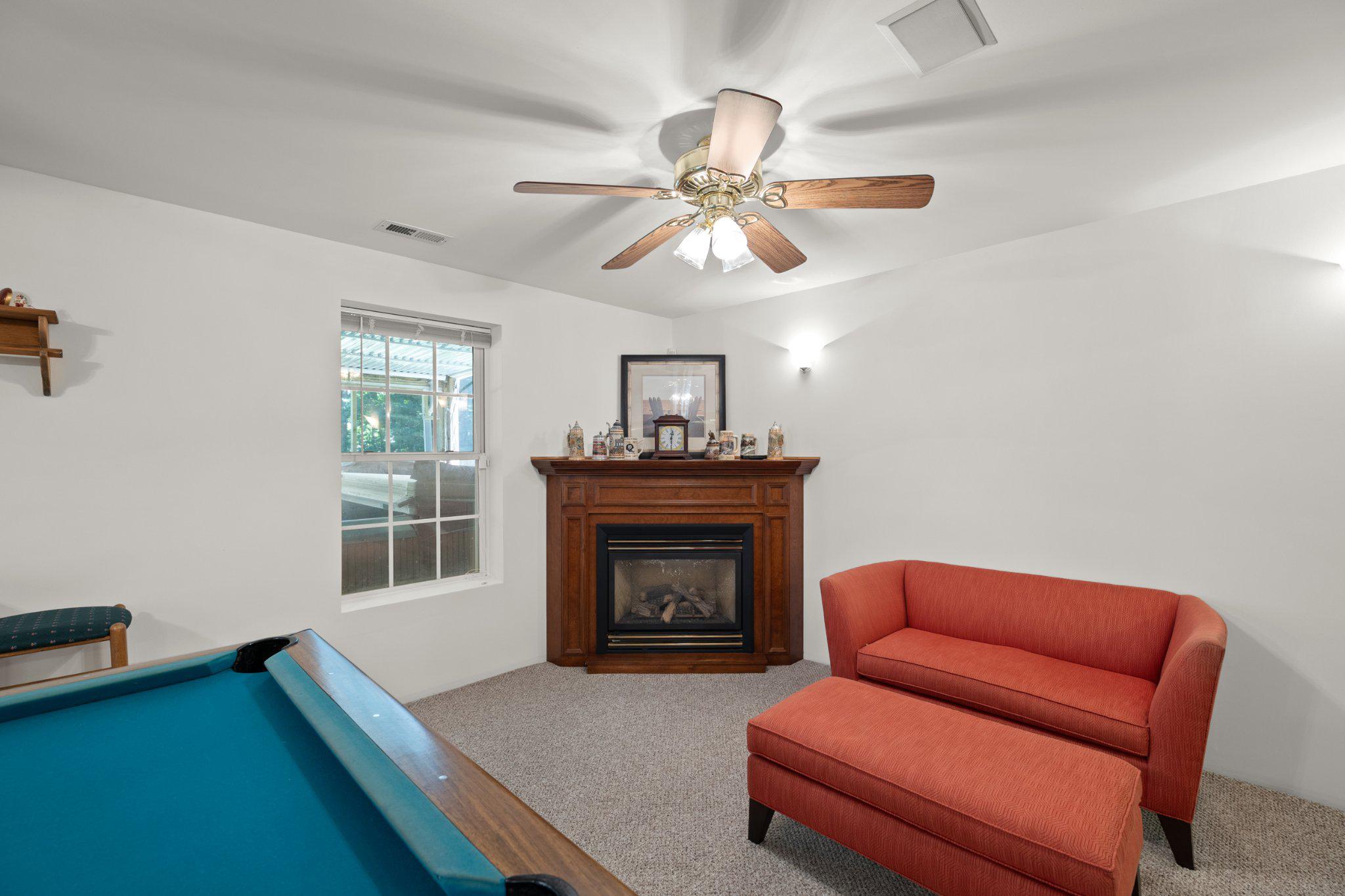 EDGEWOOD BAY - Residential