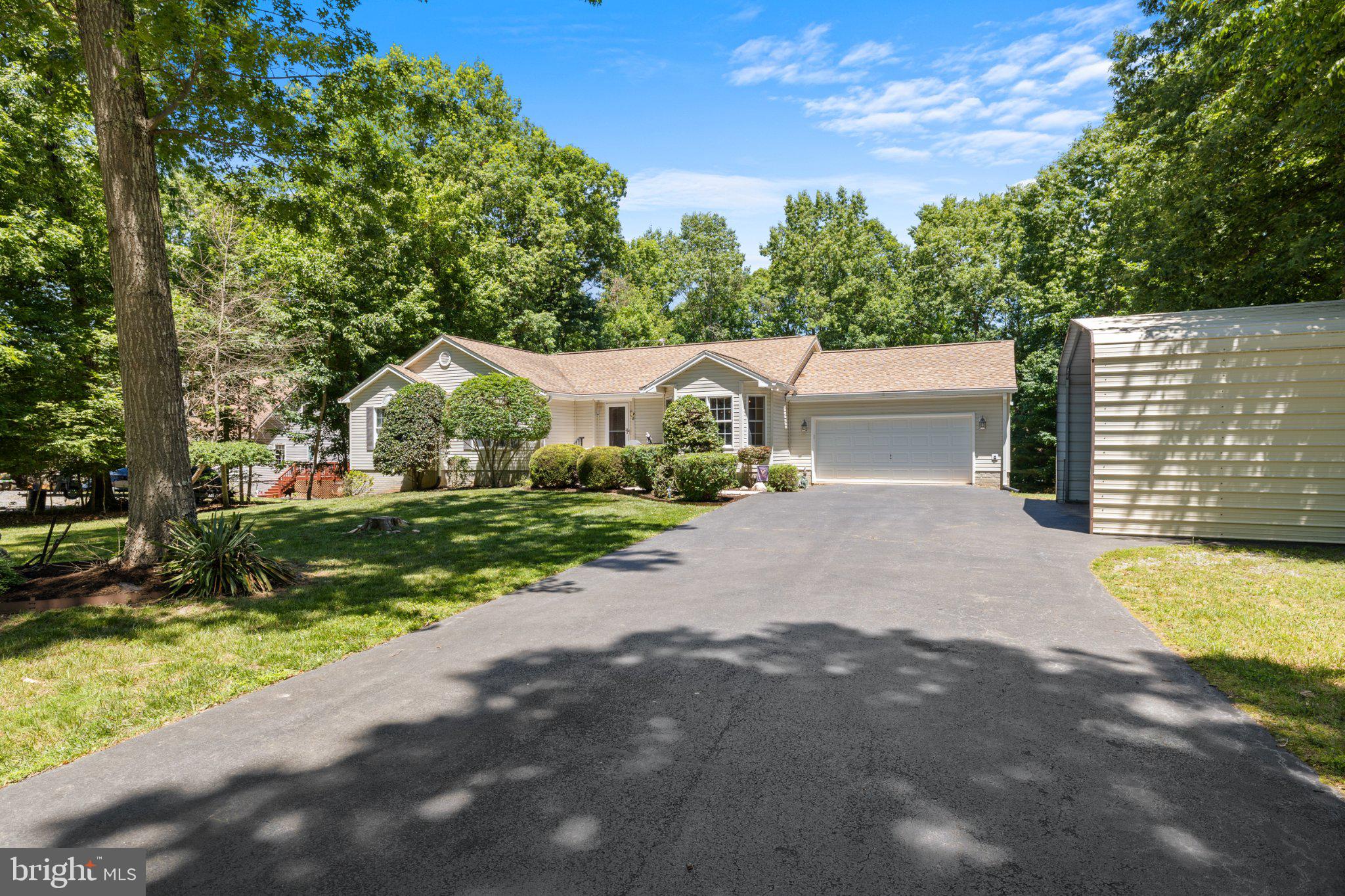 EDGEWOOD BAY - Residential