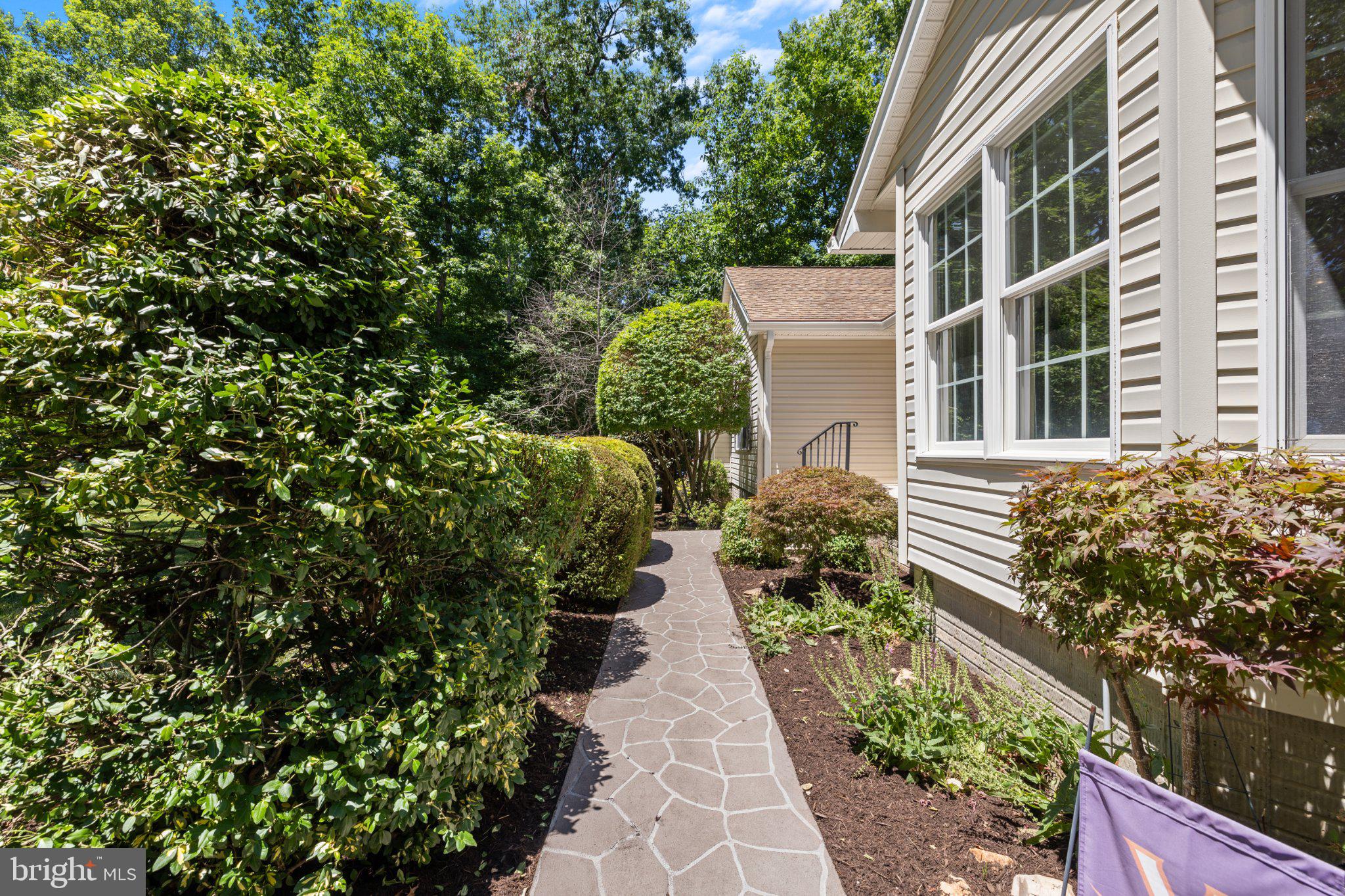 EDGEWOOD BAY - Residential