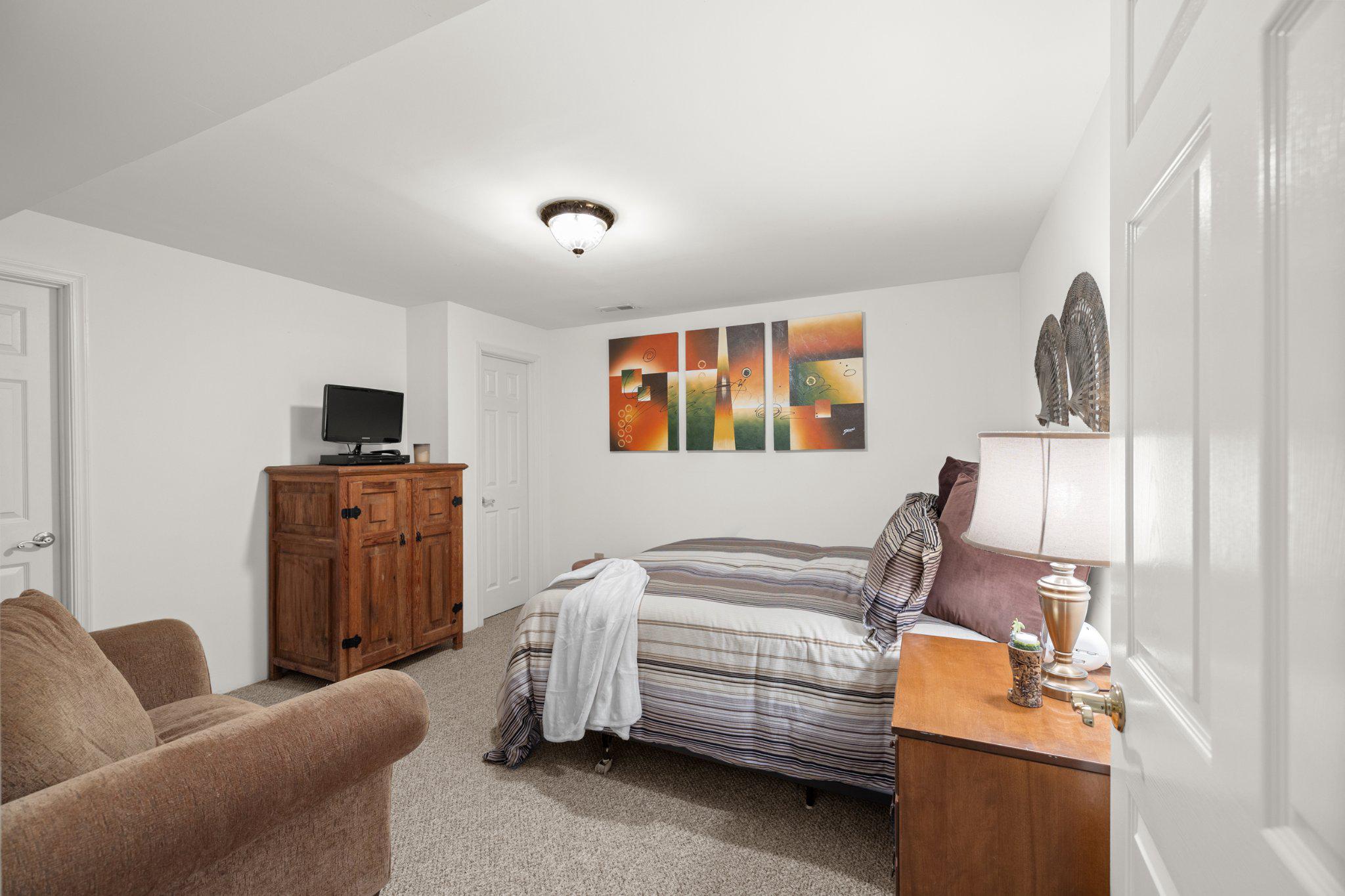 EDGEWOOD BAY - Residential