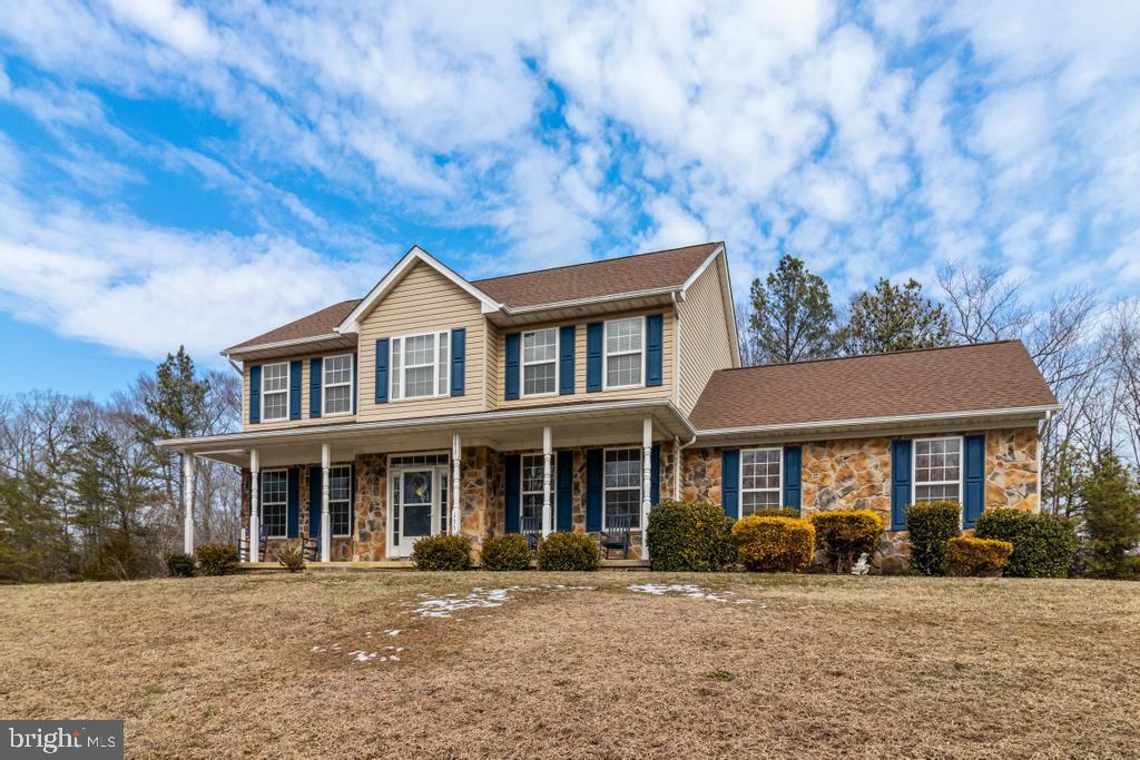 CASTLE CREST ESTATES - Residential