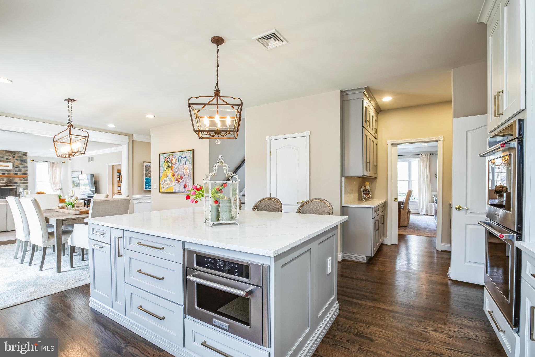 VIRGINIA GLEN - Residential