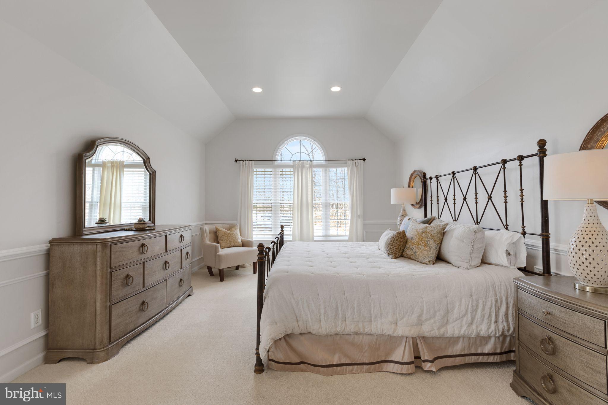 VIRGINIA GLEN - Residential