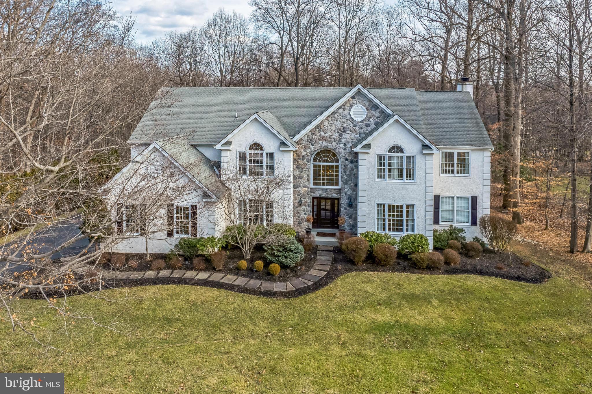 VIRGINIA GLEN - Residential