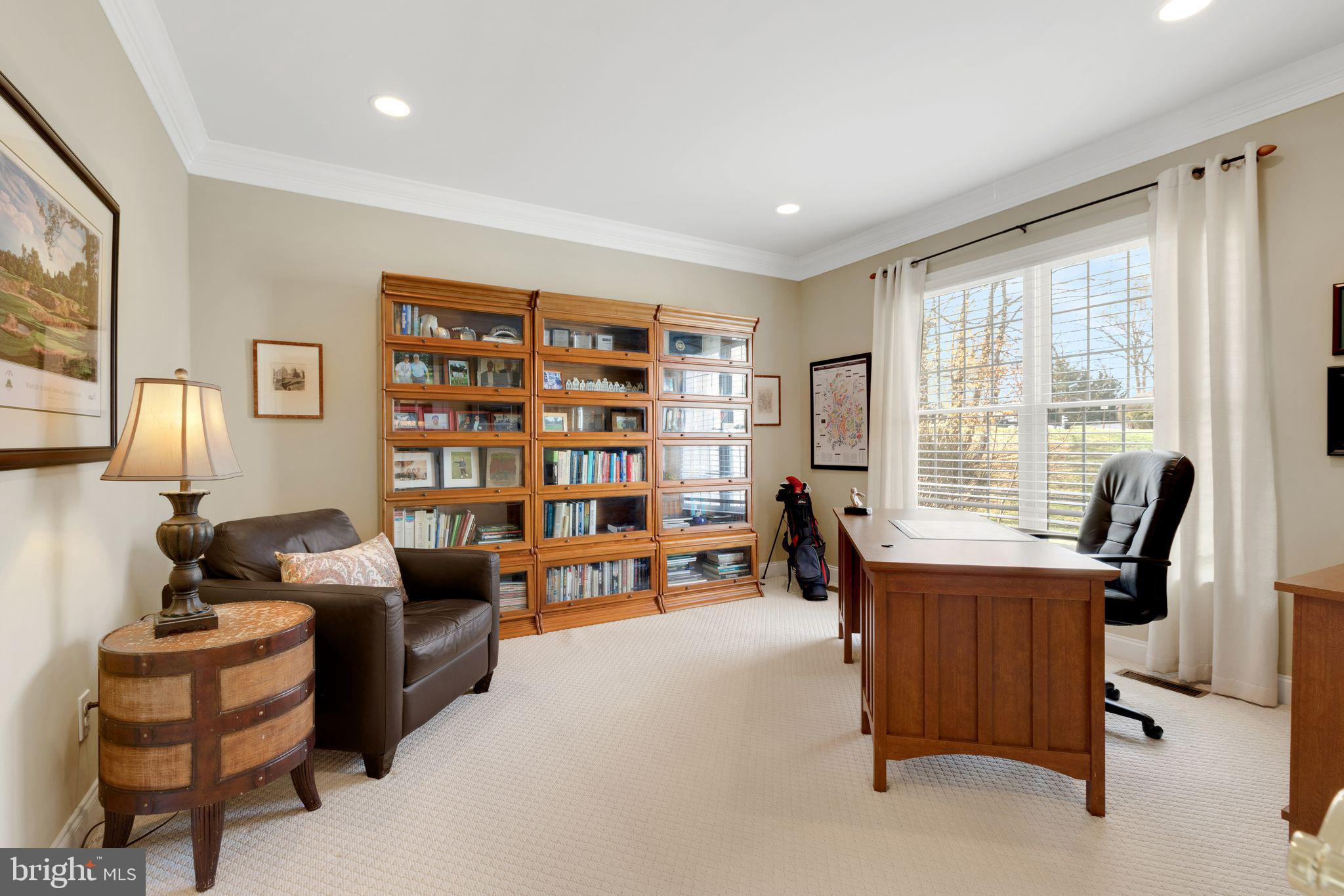VIRGINIA GLEN - Residential