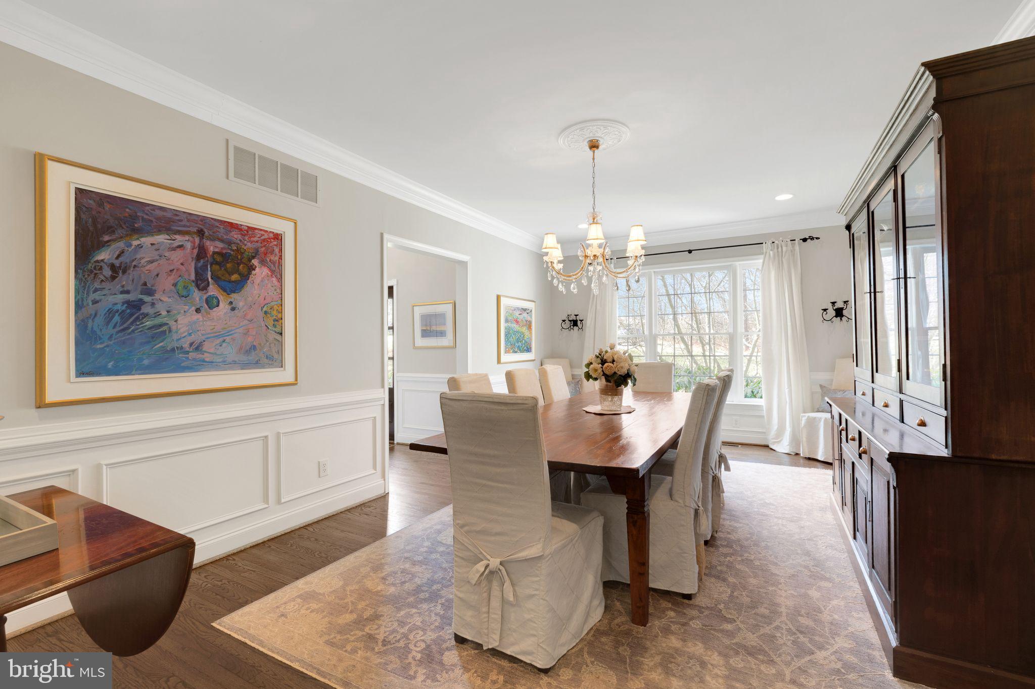 VIRGINIA GLEN - Residential