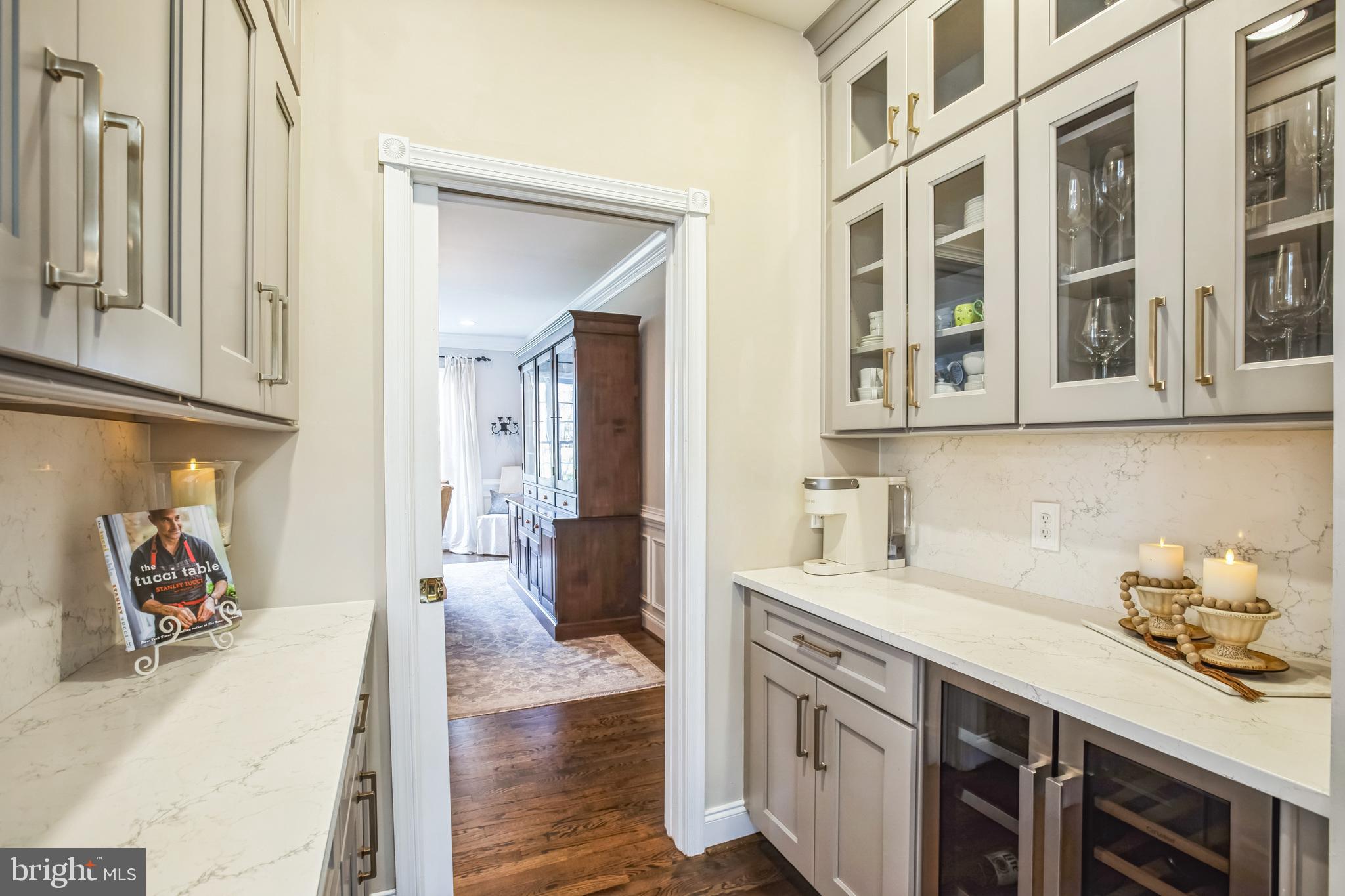 VIRGINIA GLEN - Residential