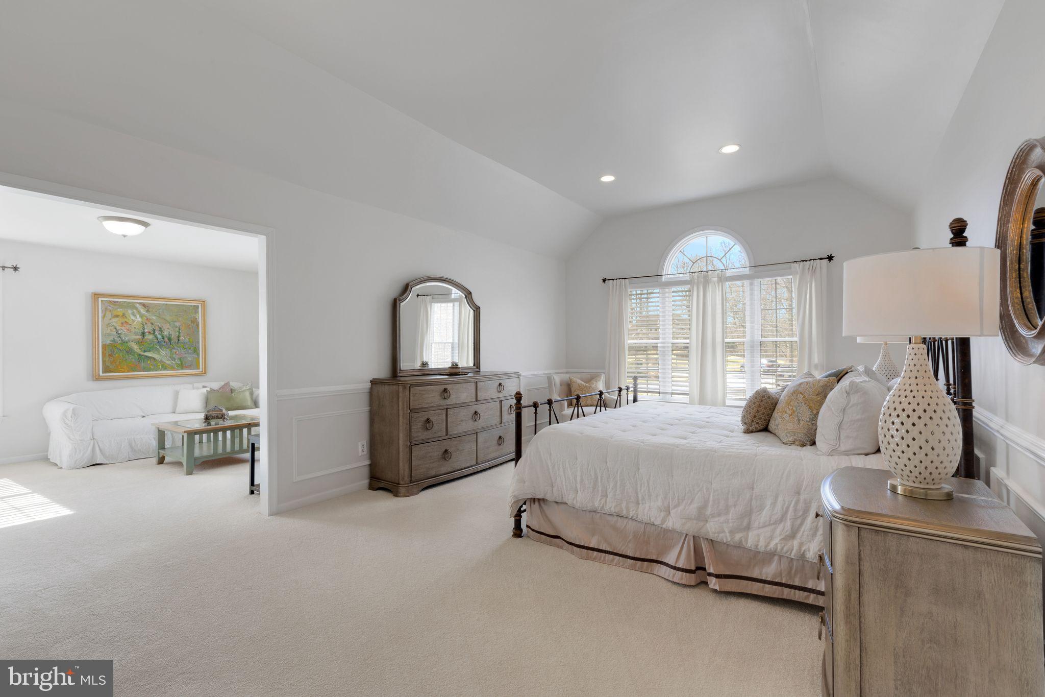 VIRGINIA GLEN - Residential
