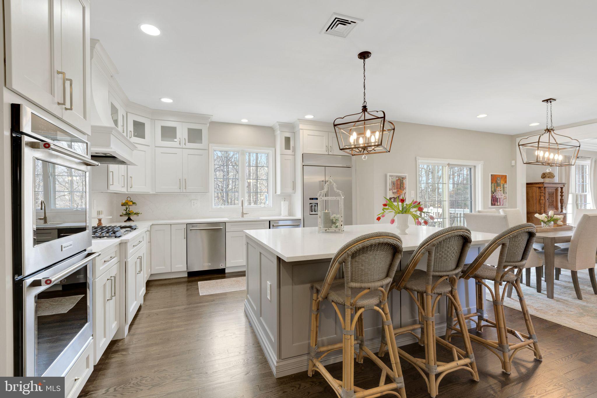 VIRGINIA GLEN - Residential
