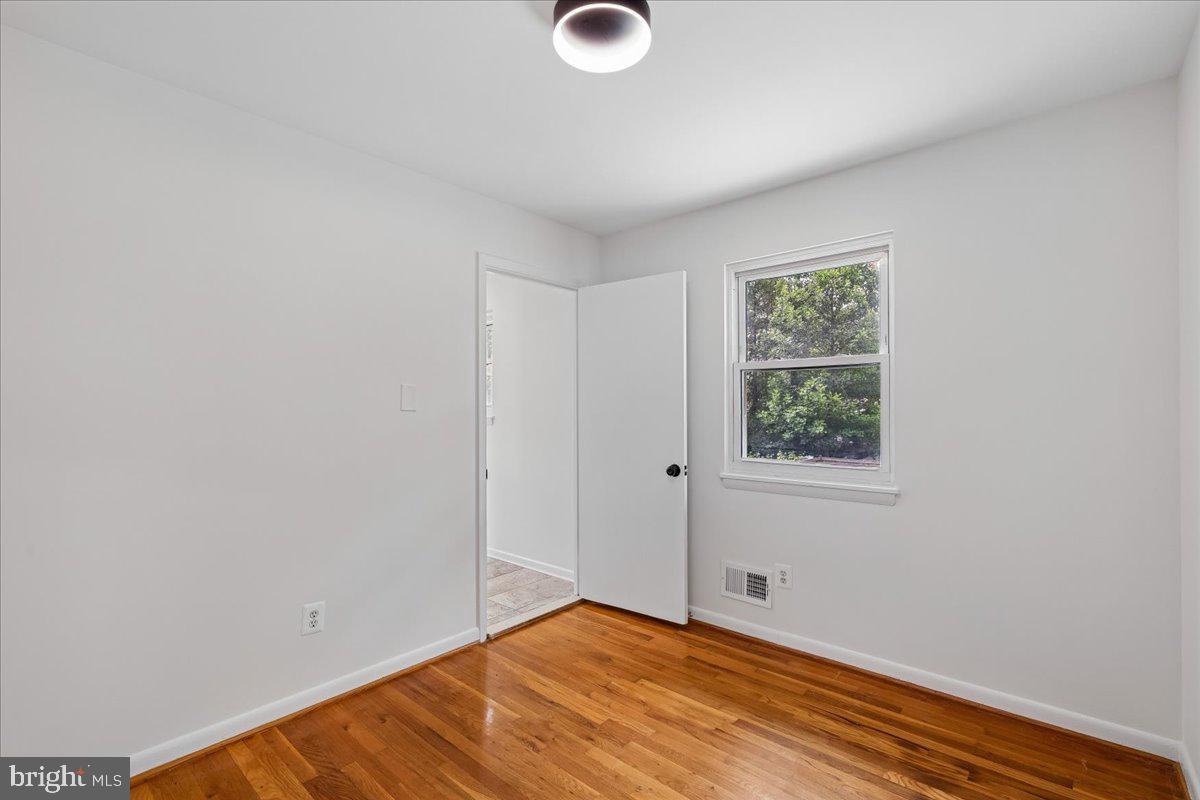 ROCKVILLE PARK - Residential